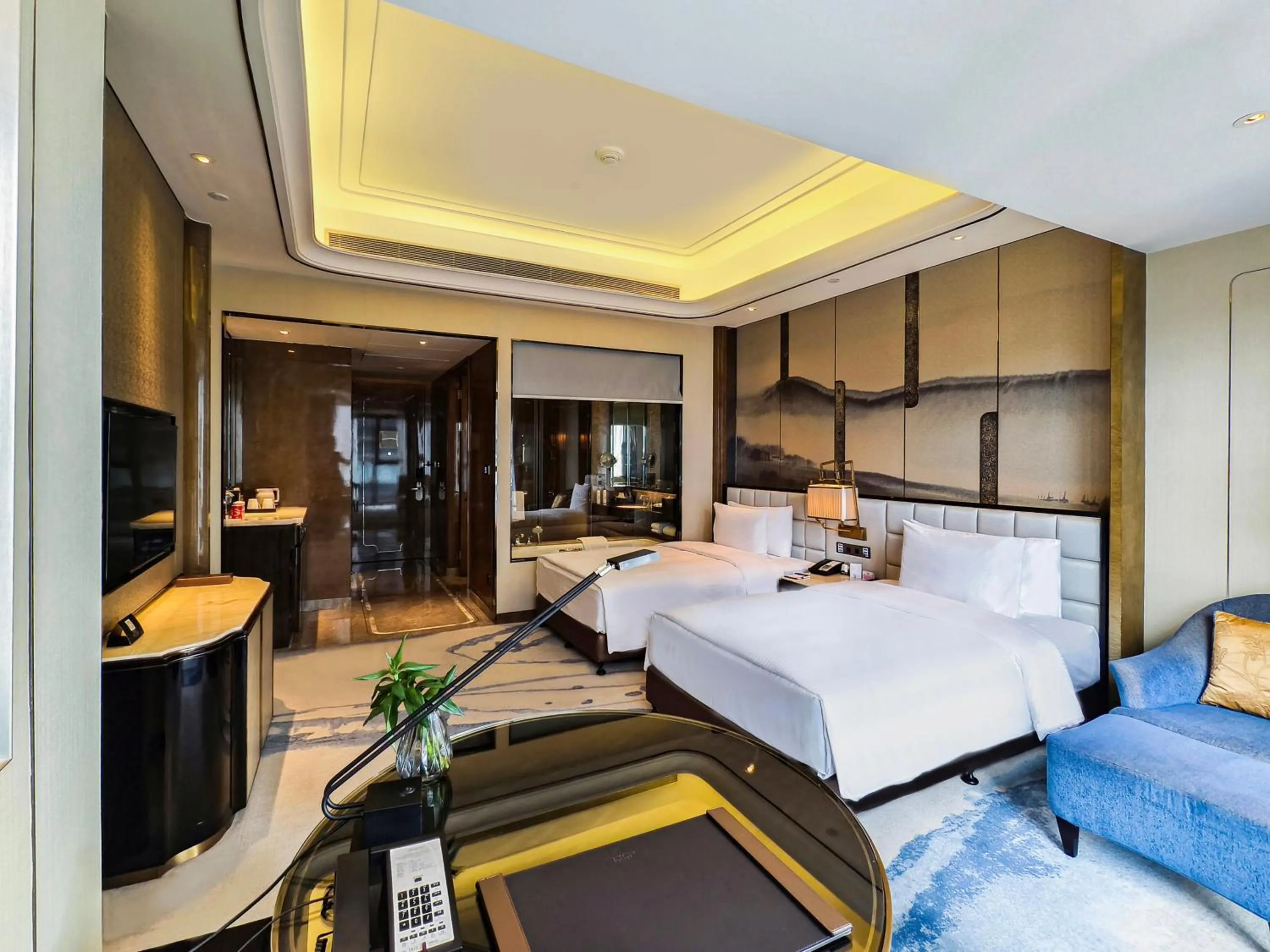 Photo of the whole room, Bed in Wanda Vista Kunming