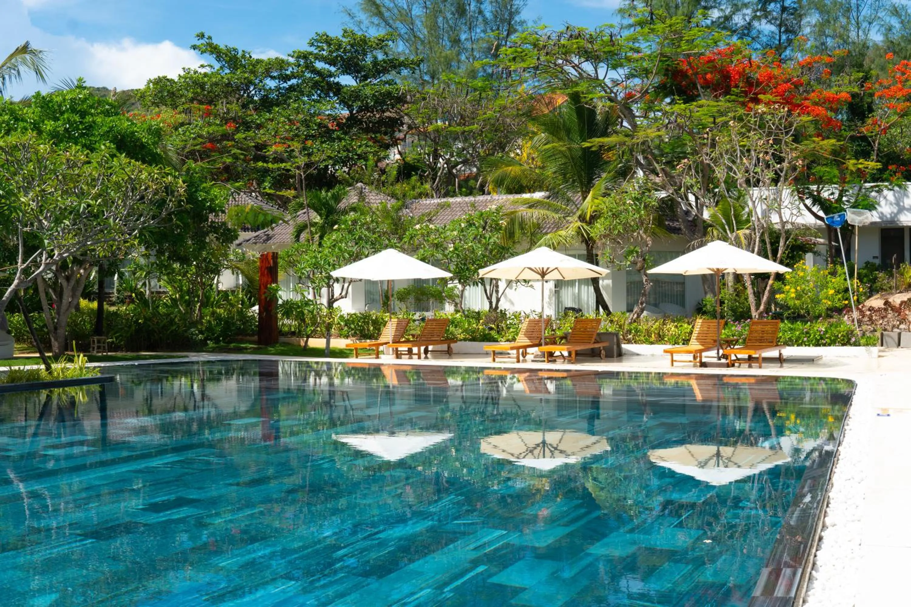 Swimming pool in Fleur de Lys Resort & Spa Long Hai