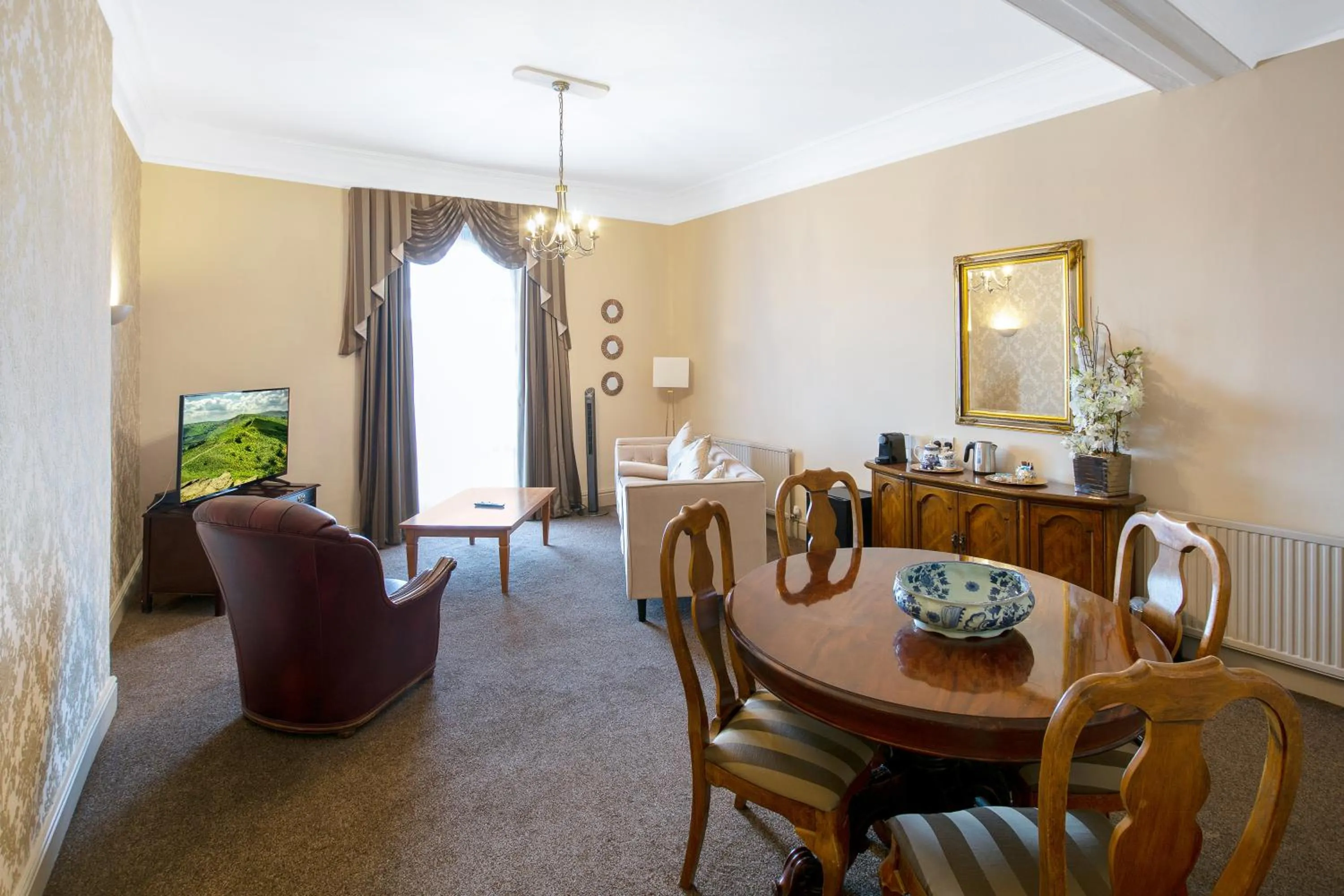 Living room in The Palace Hotel Buxton & Spa