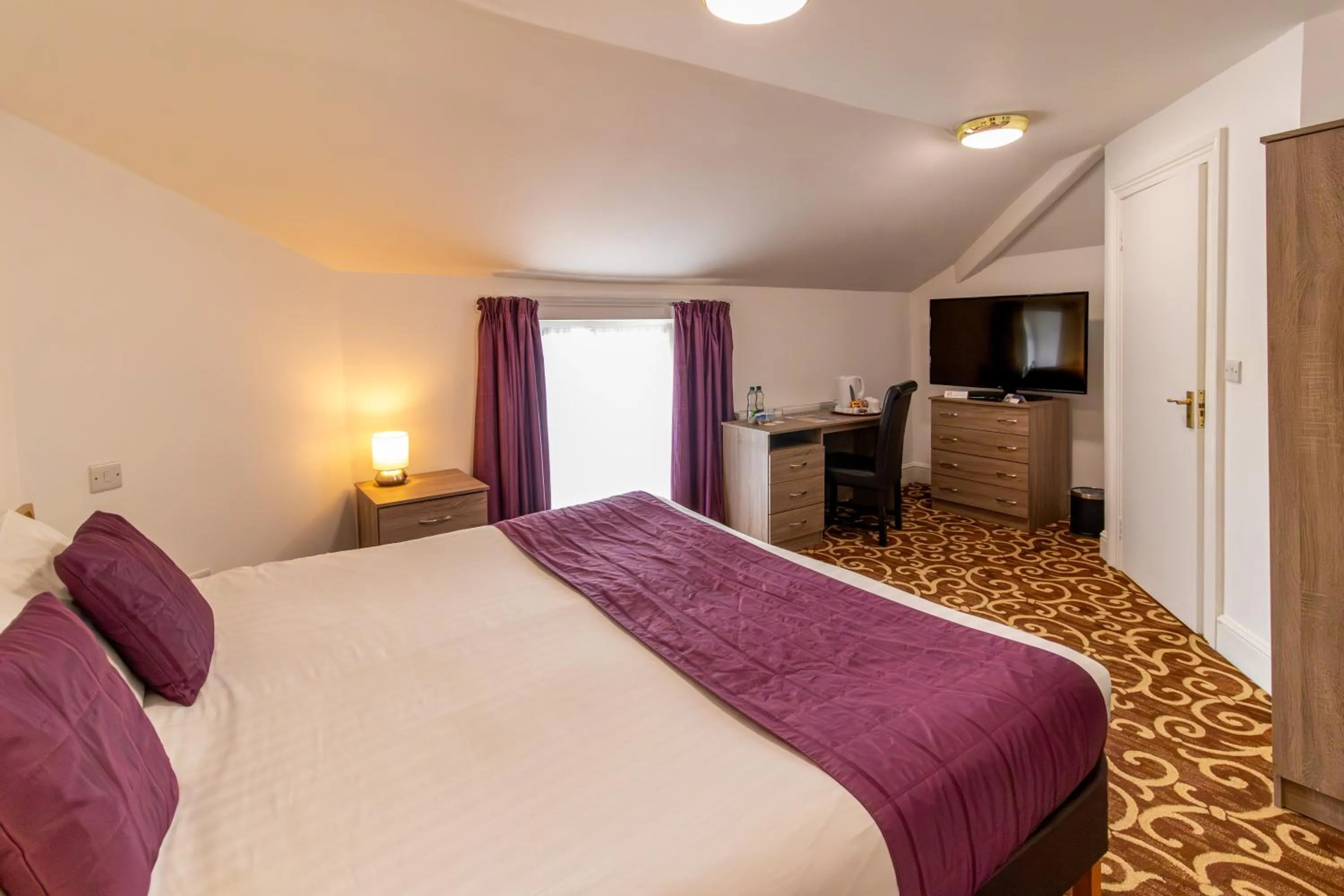 Bed in The Palace Hotel Buxton & Spa