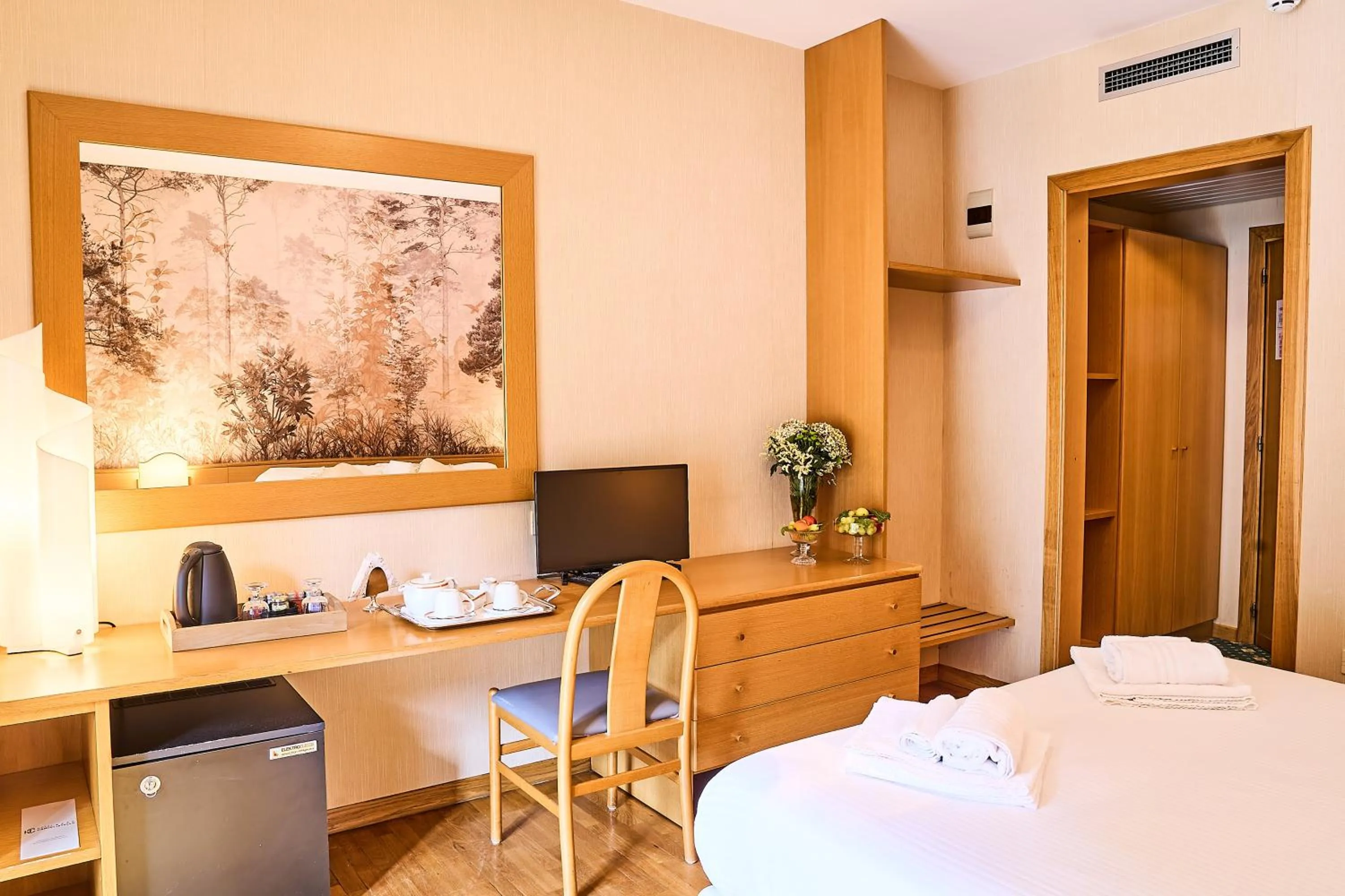 Bedroom, Bed in Hotel Camigliatello