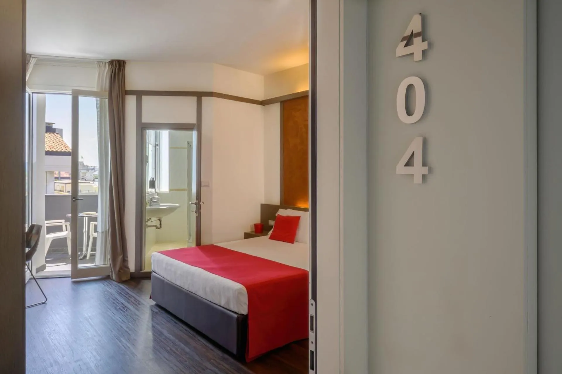 Bed in Acapulco Hotel