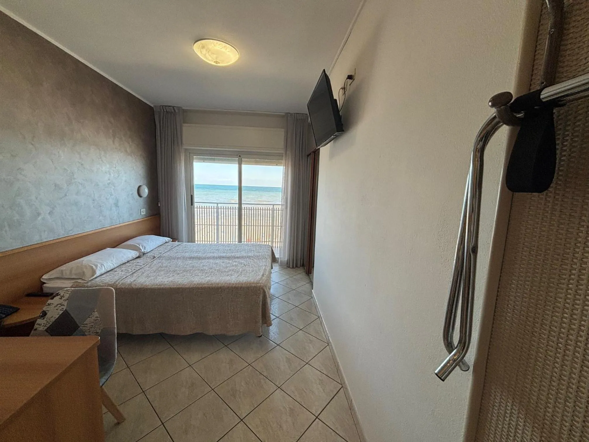 TV and multimedia in Abahotel