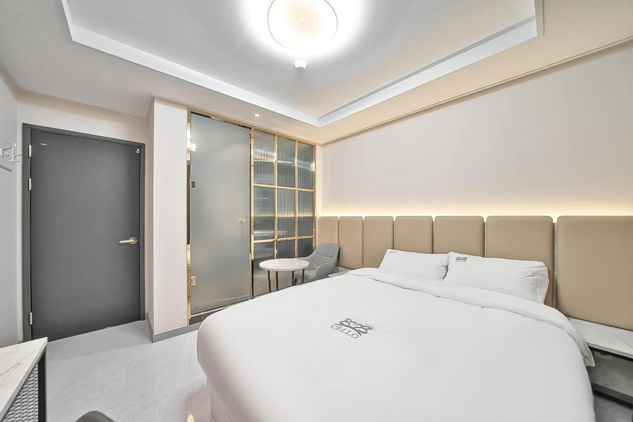 Bed in One Stay Hotel