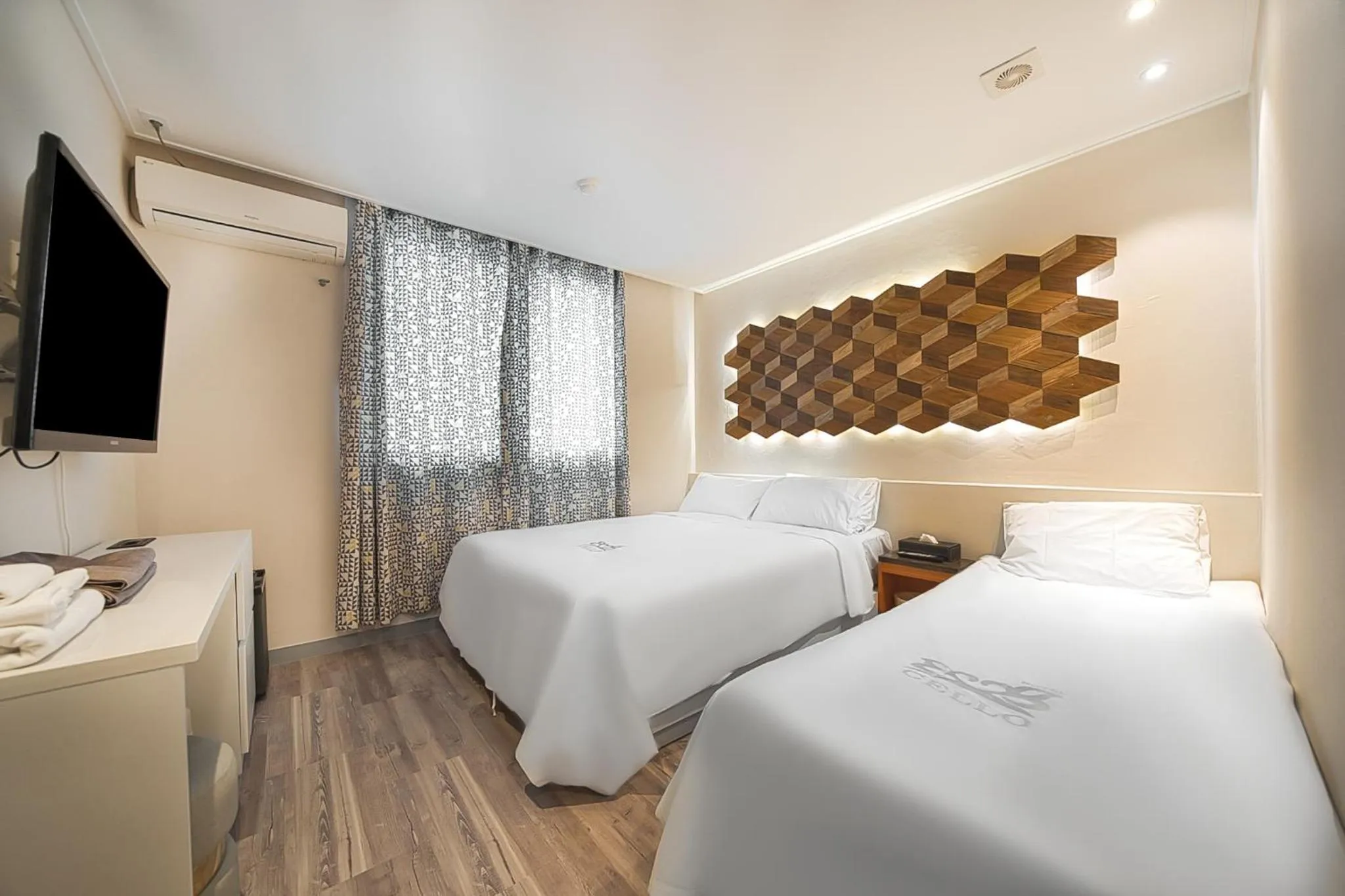 Bed in One Stay Hotel