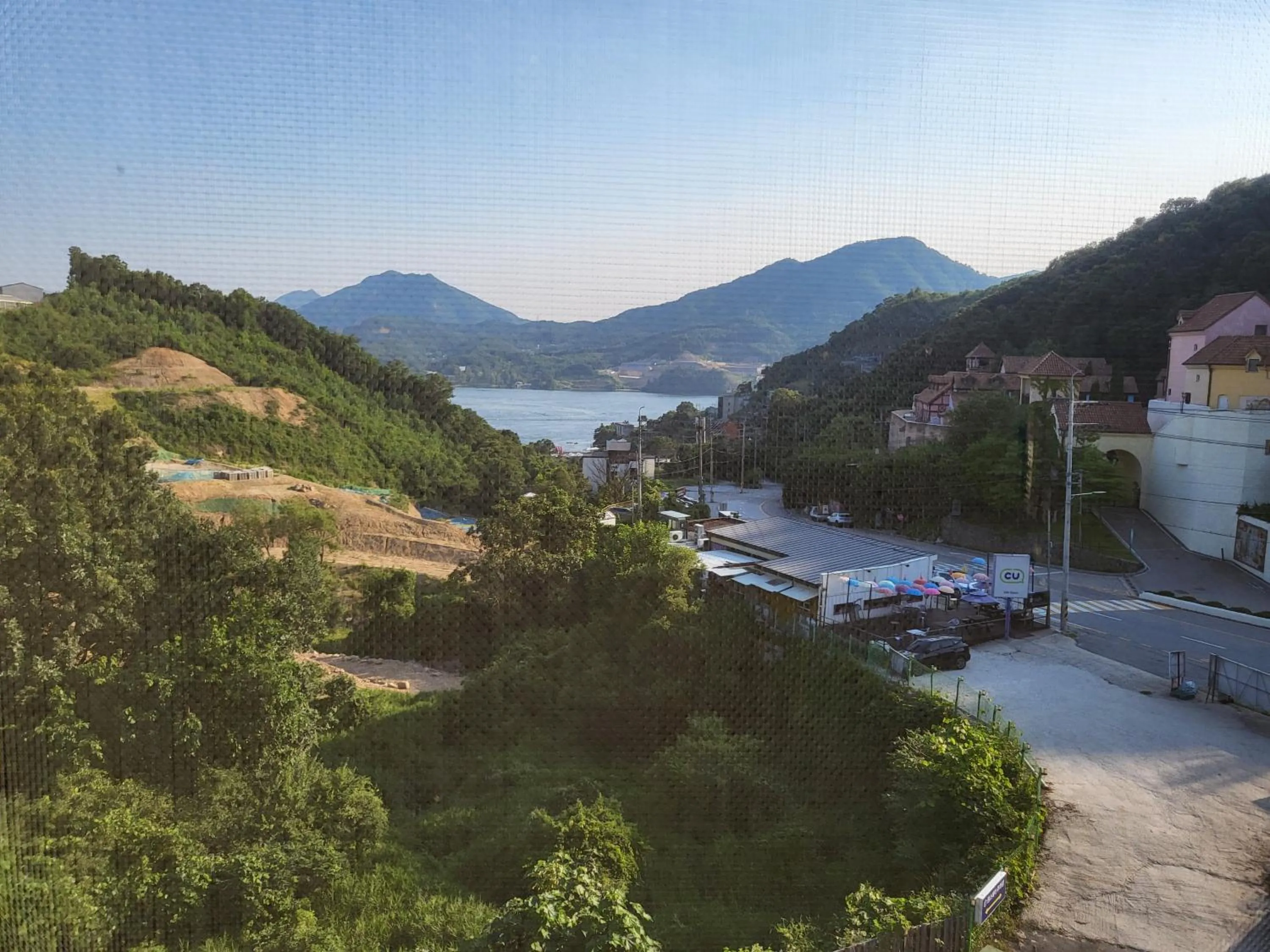 Neighbourhood in One Stay Hotel