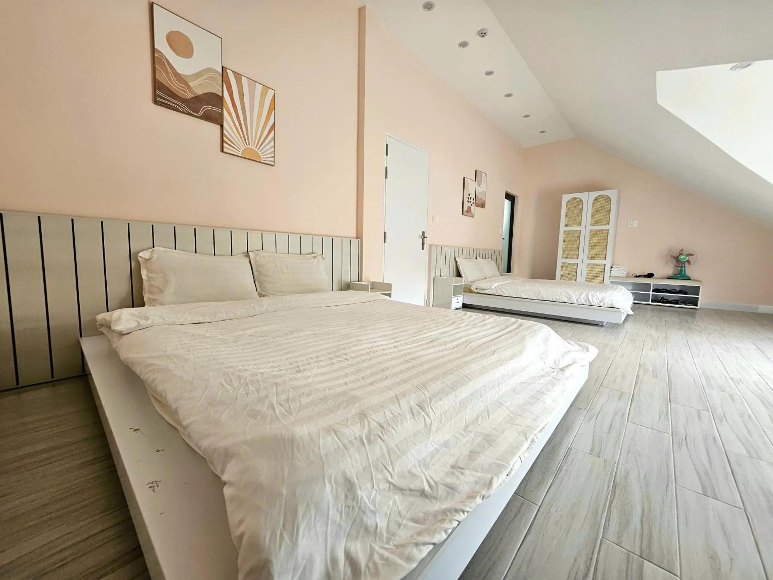 Property building, Bed in Flower Home KHE SANH 1