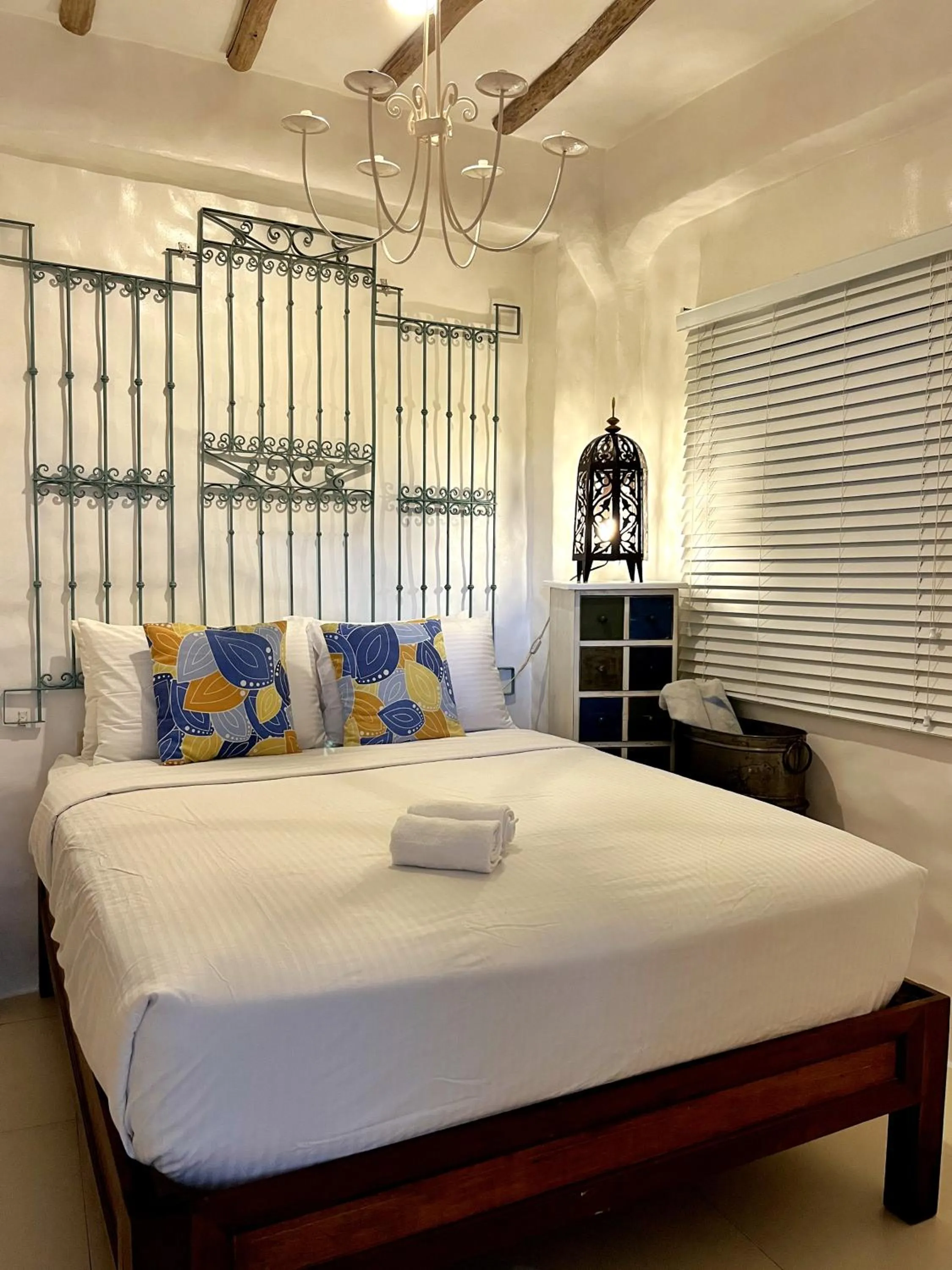 Bed in Lugar Bonito Hotel