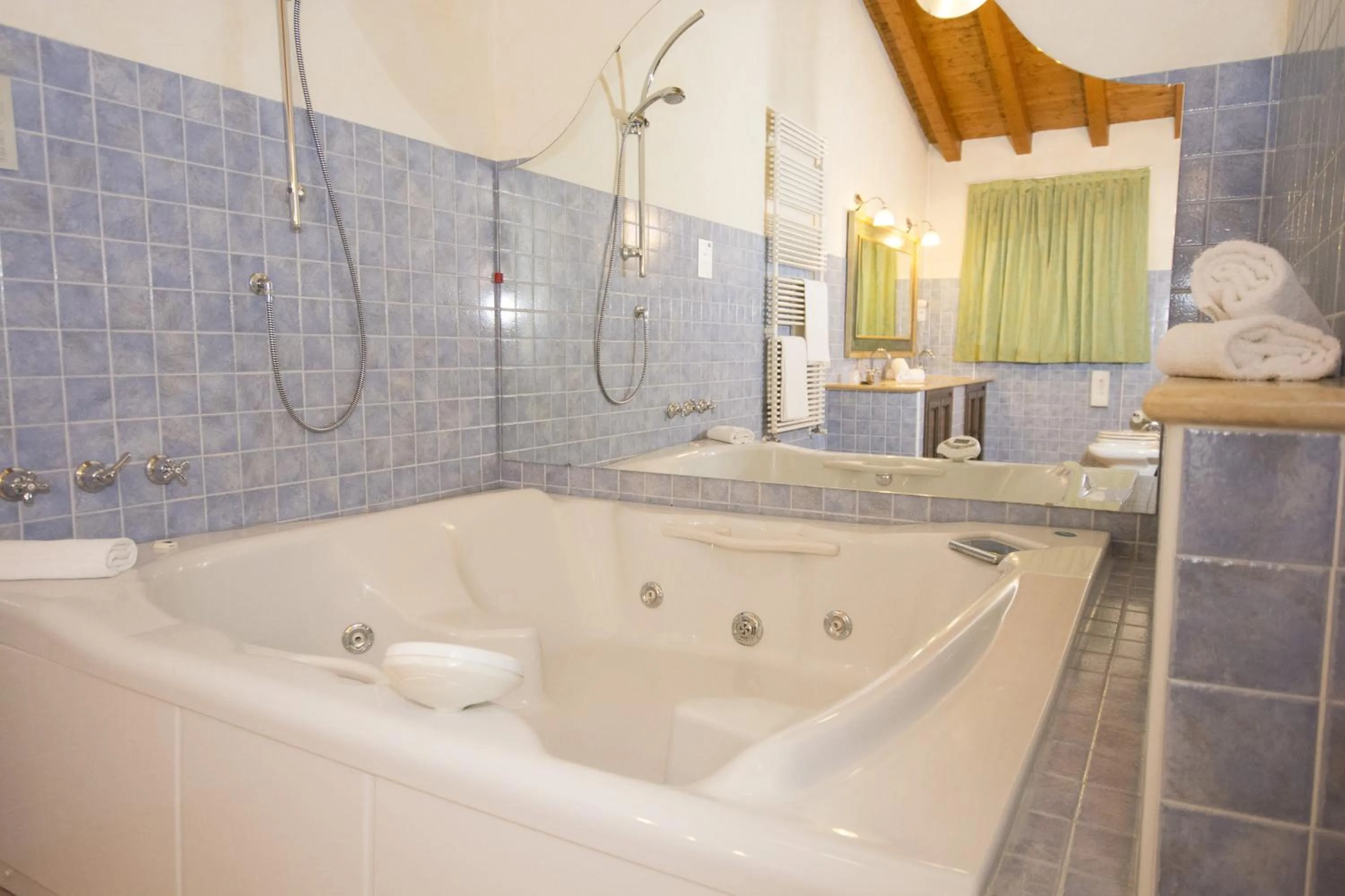 Hot Tub in Hotel Adda