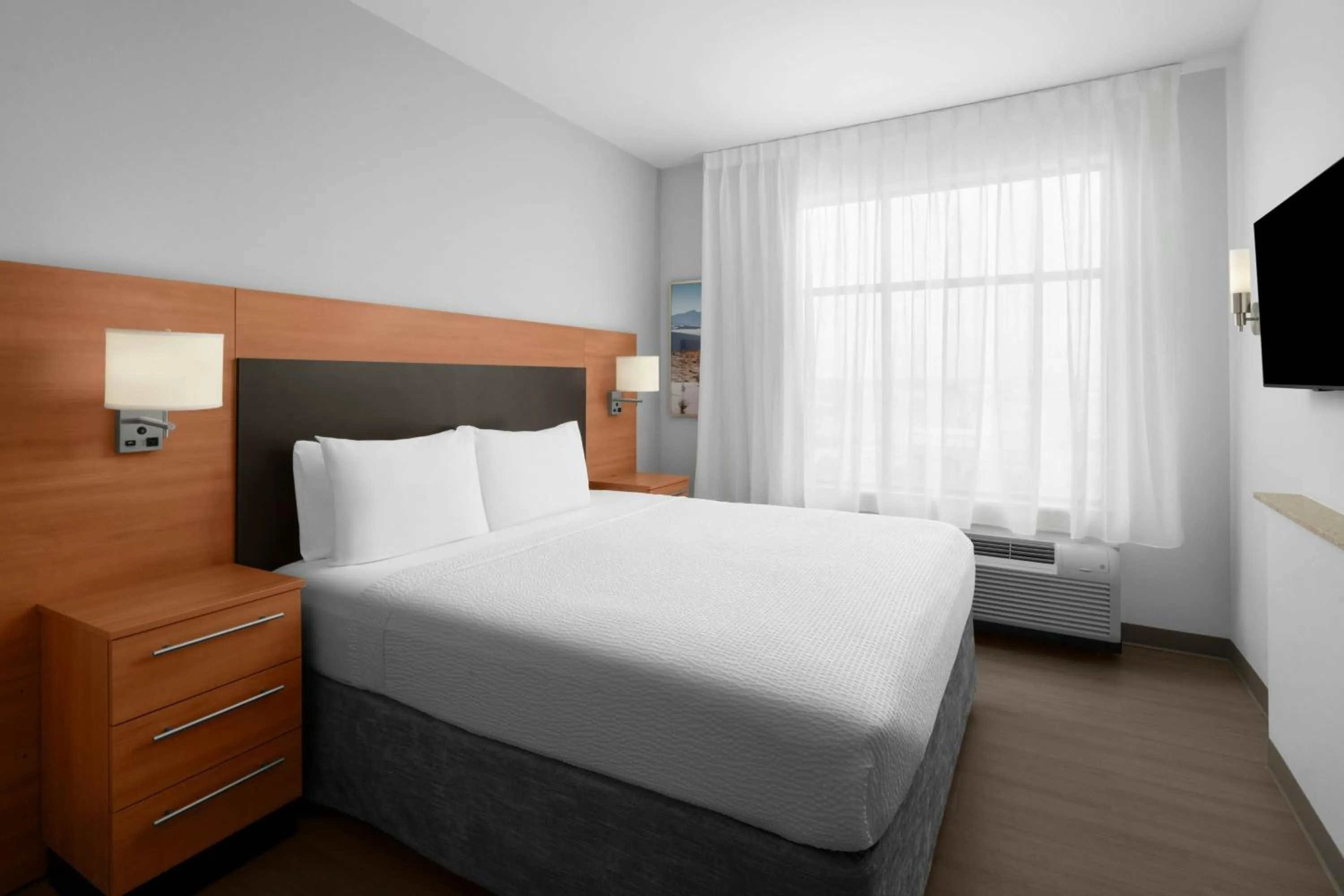 Bedroom, Bed in TownePlace Suites by Marriott Carlsbad