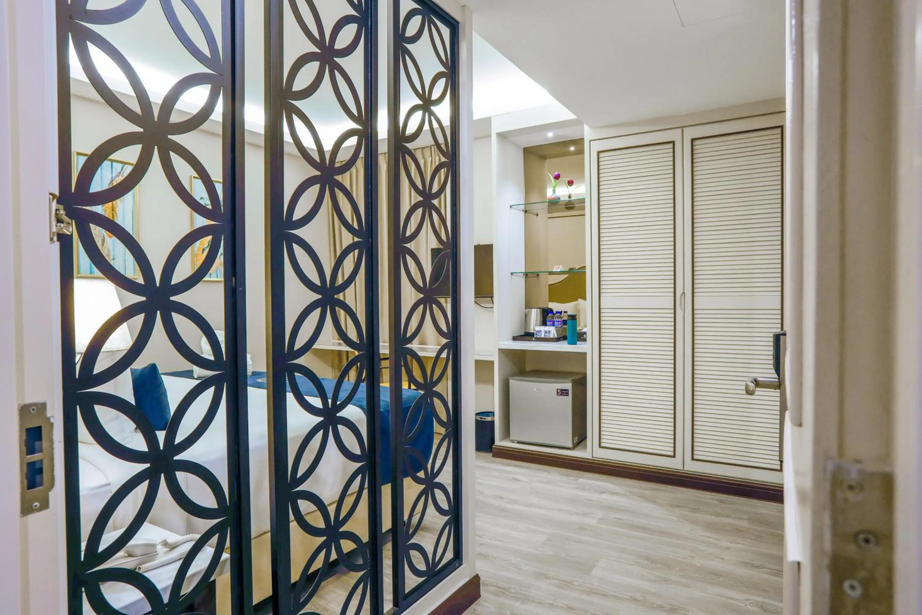 Photo of the whole room in The Host Hotel