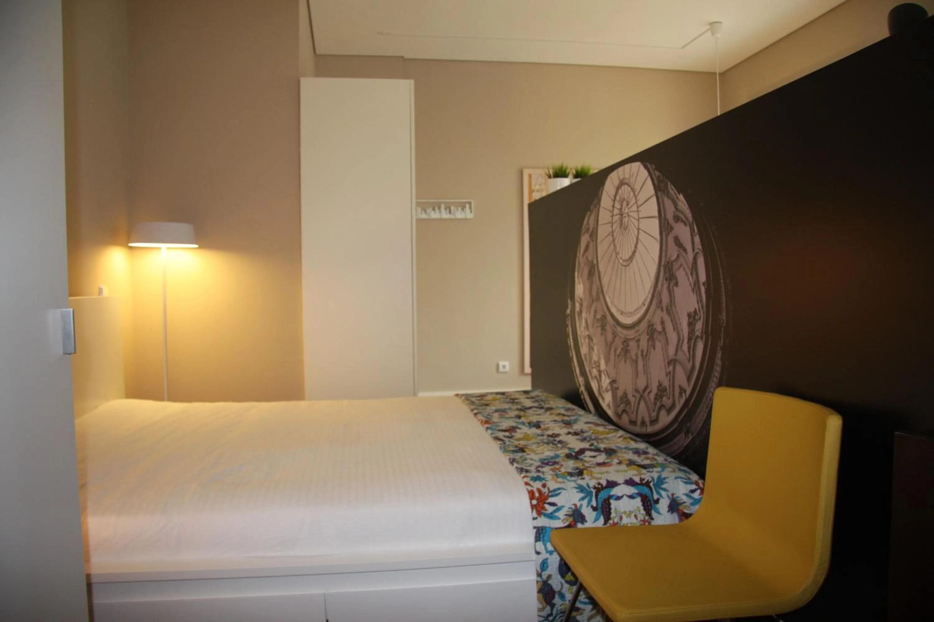 Bed in Toctoc Yellow