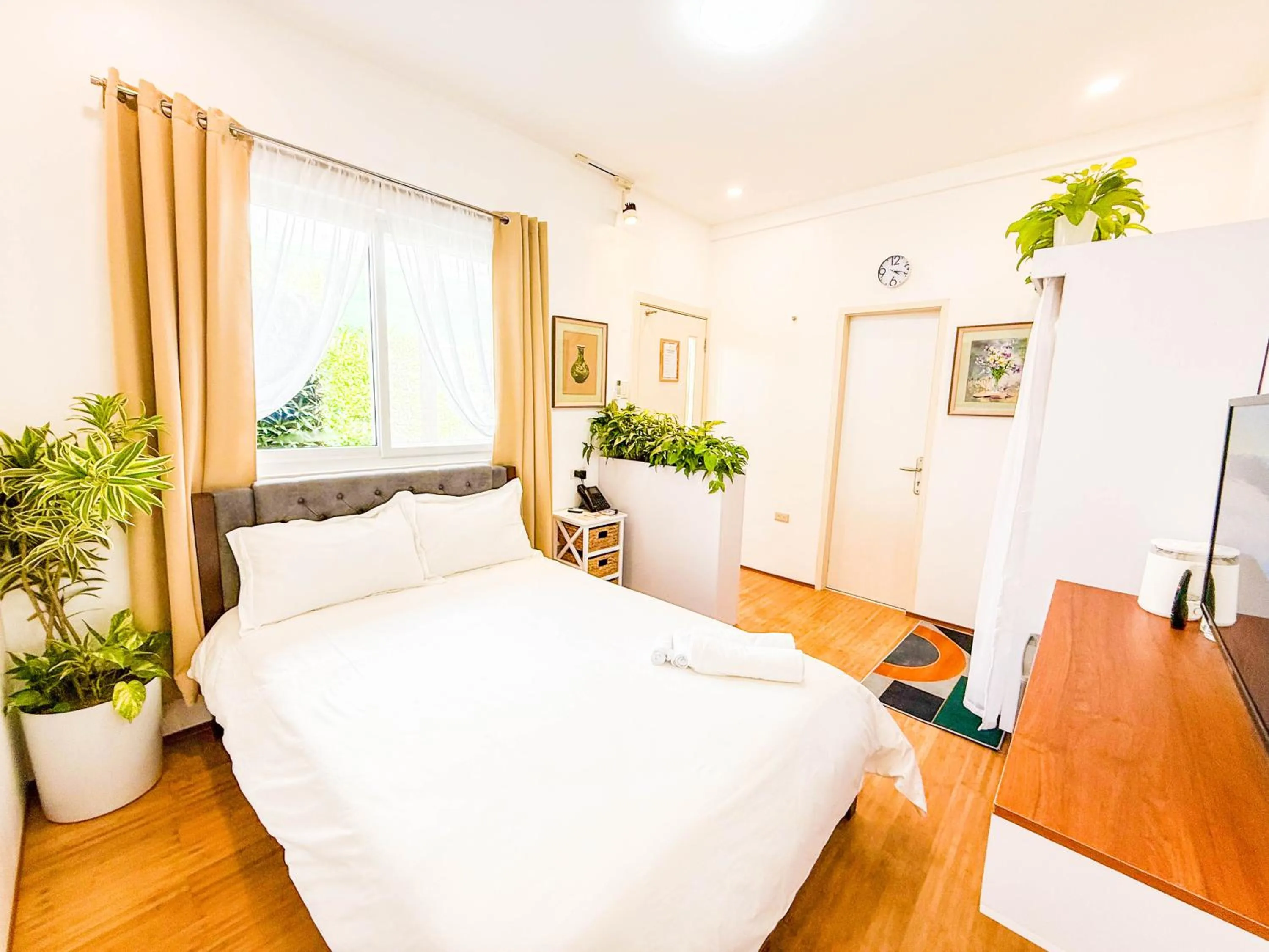 Bedroom, Bed in Sky Garden Homestay