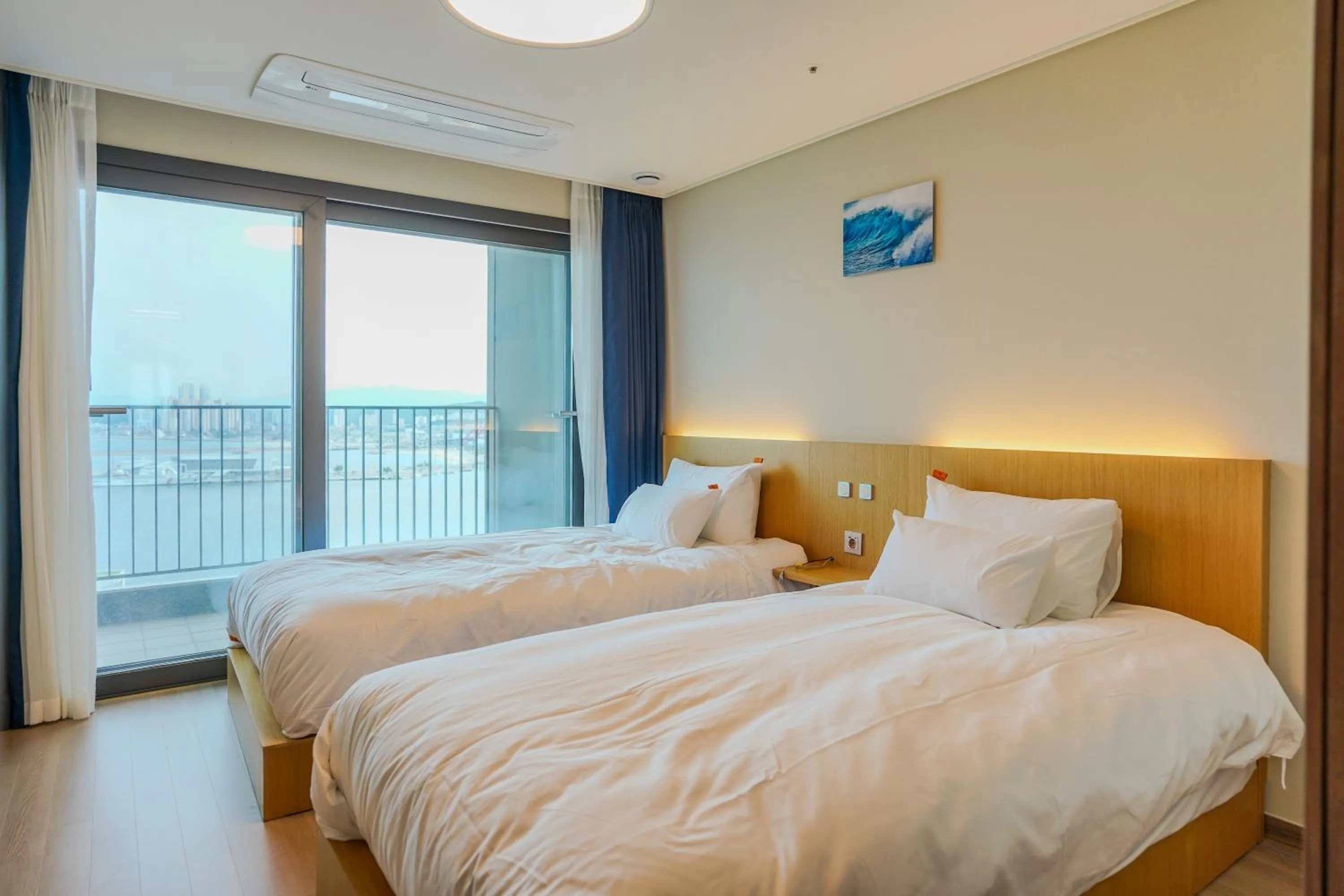 Bed in More than Sokcho