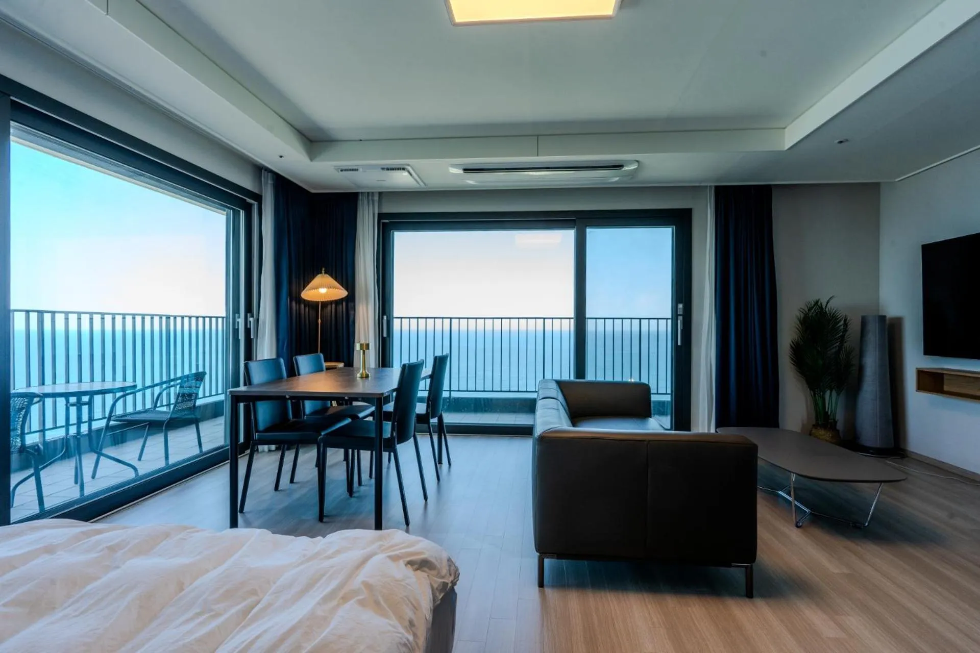 Bed in More than Sokcho