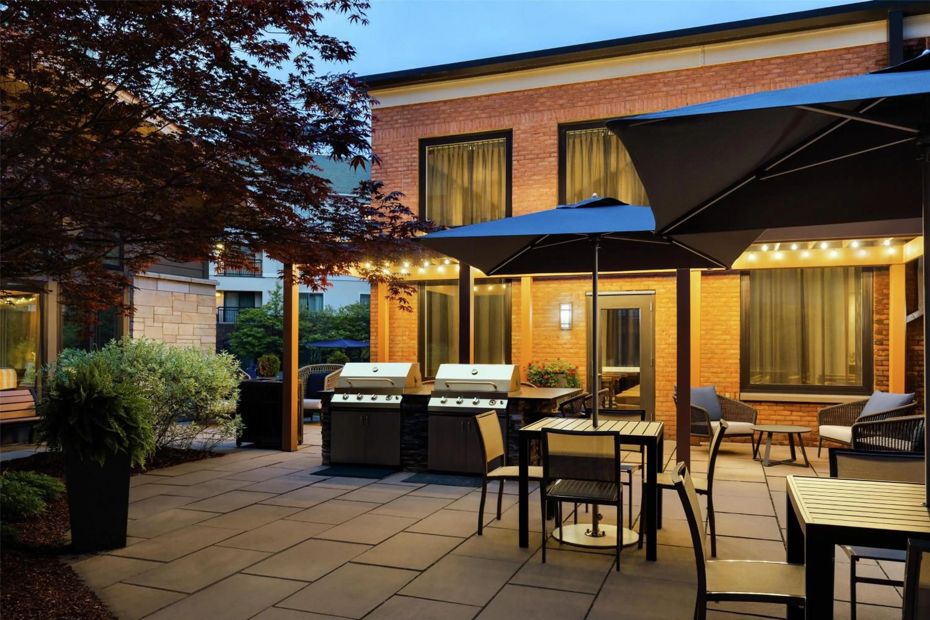 Patio in Homewood Suites by Hilton Burlington