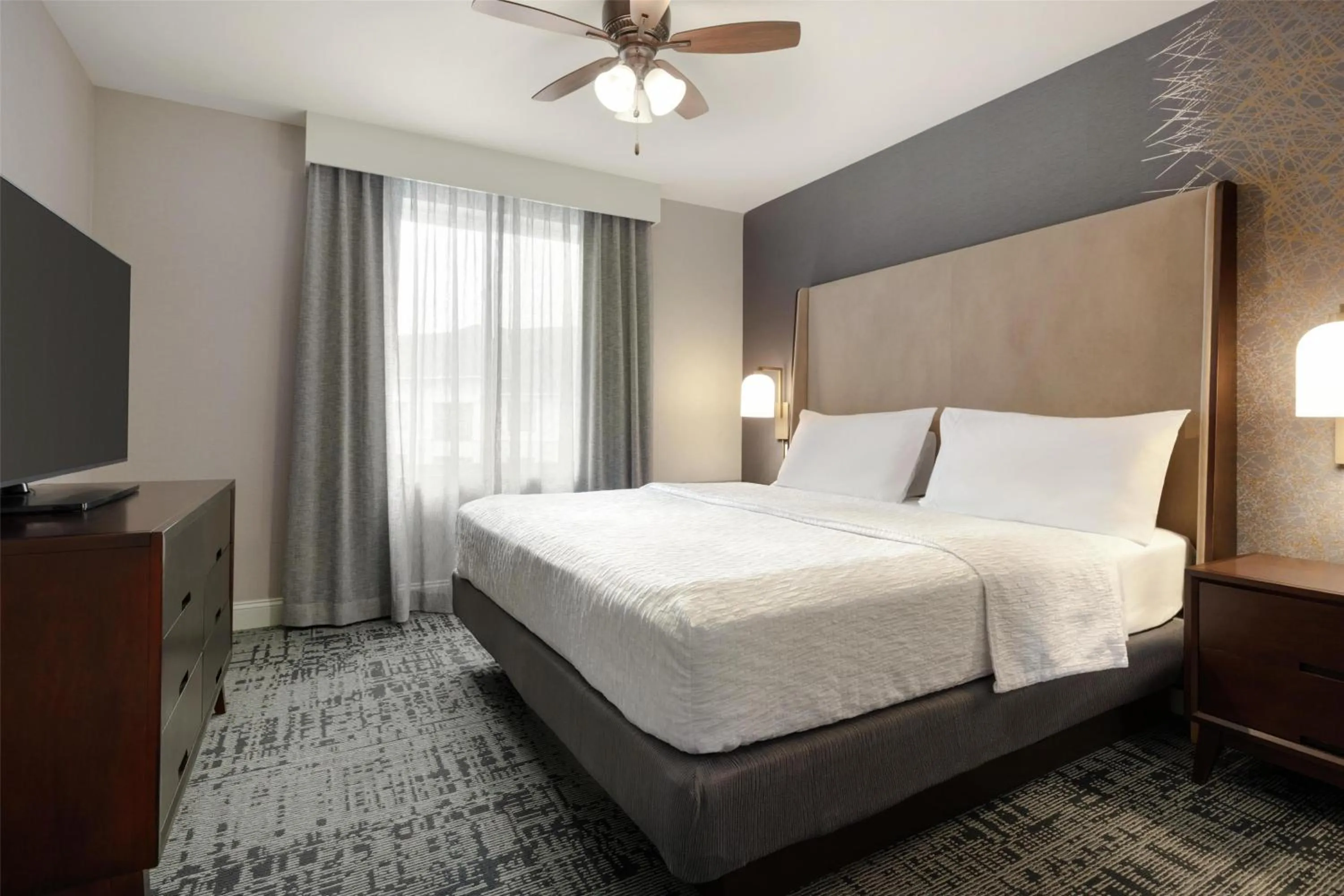 Bed in Homewood Suites by Hilton Burlington