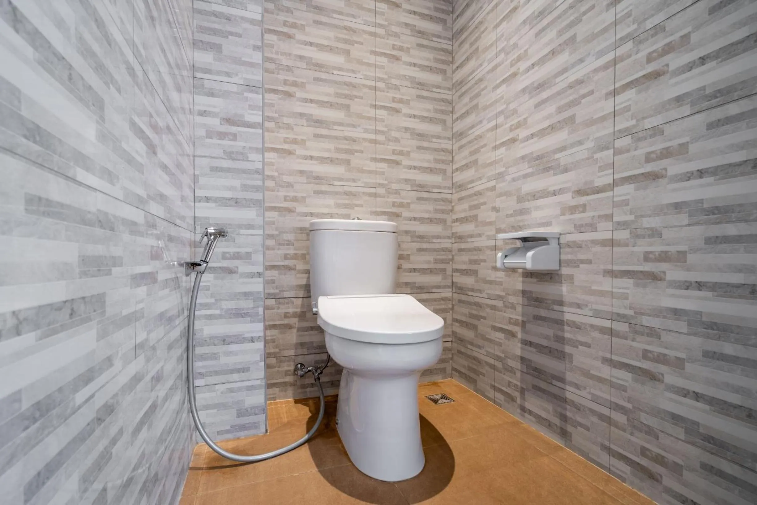 Shower in Maru Fortuna Villa by Moria