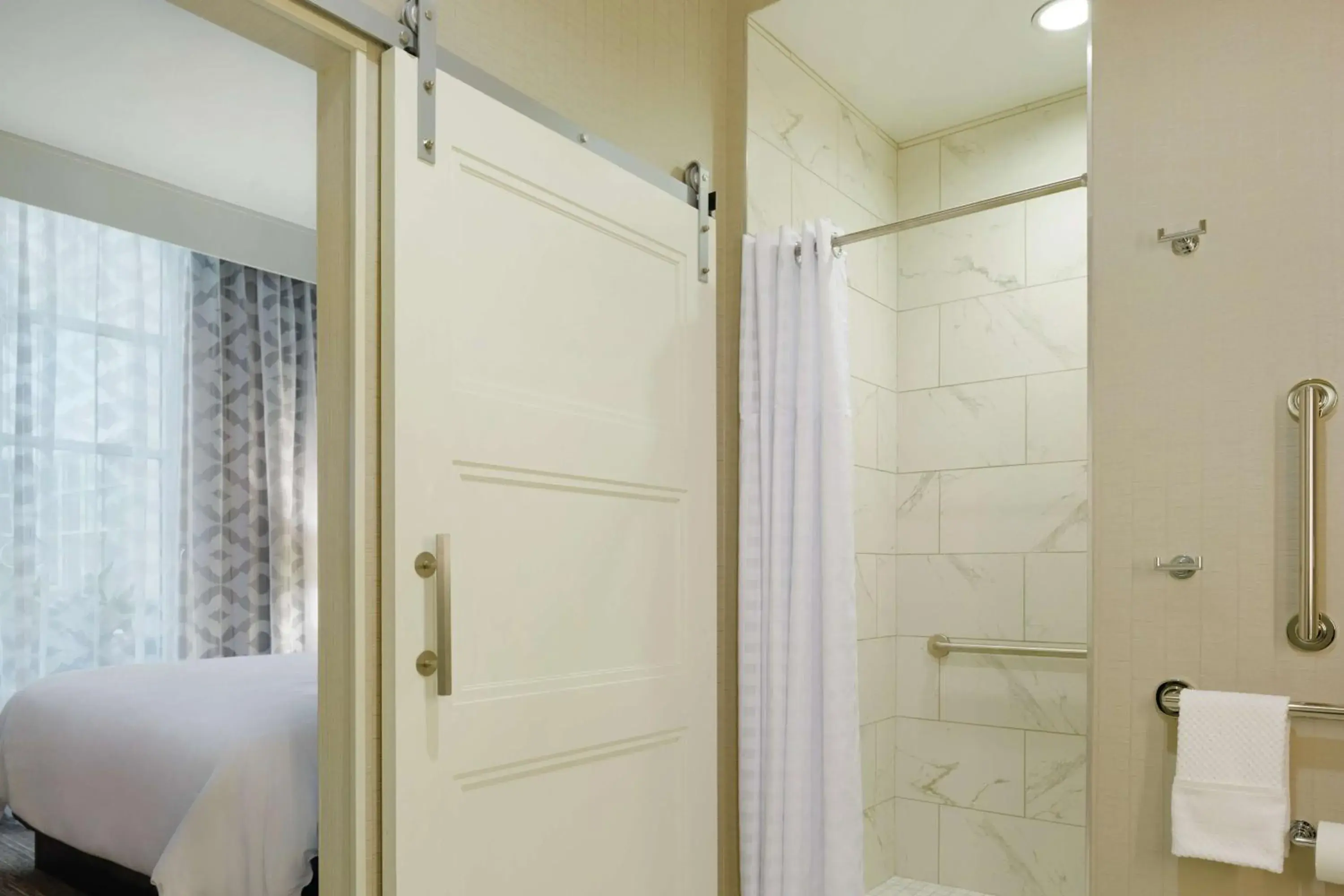 Premium Queen Room with Two Queen Beds - Disability Access in Embassy Suites Louisville Downtown Premium Queen Room with Two Queen Beds - Disability Access in Embassy Suites Louisville Downtown