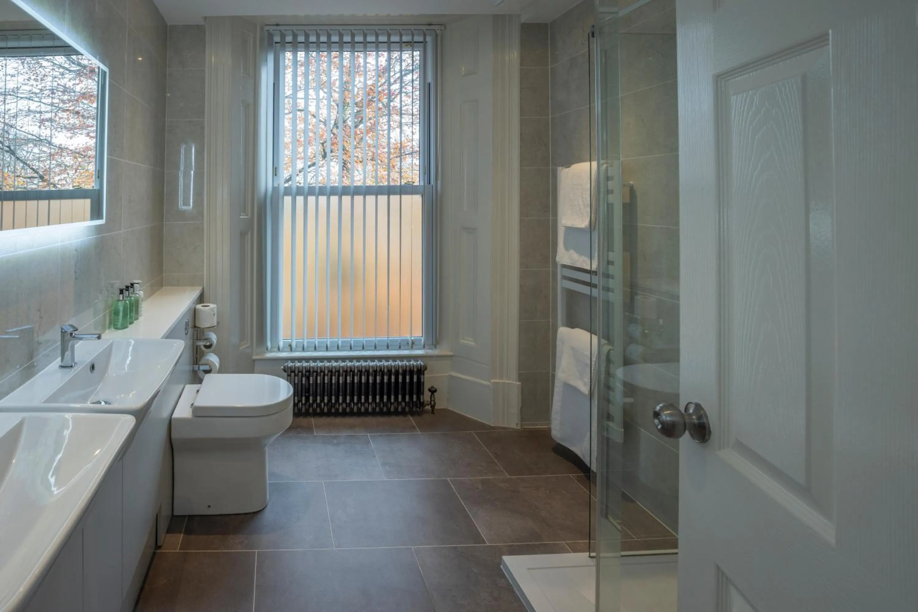 Bathroom in B/W Plus Buxton Lee Wood Hotel
