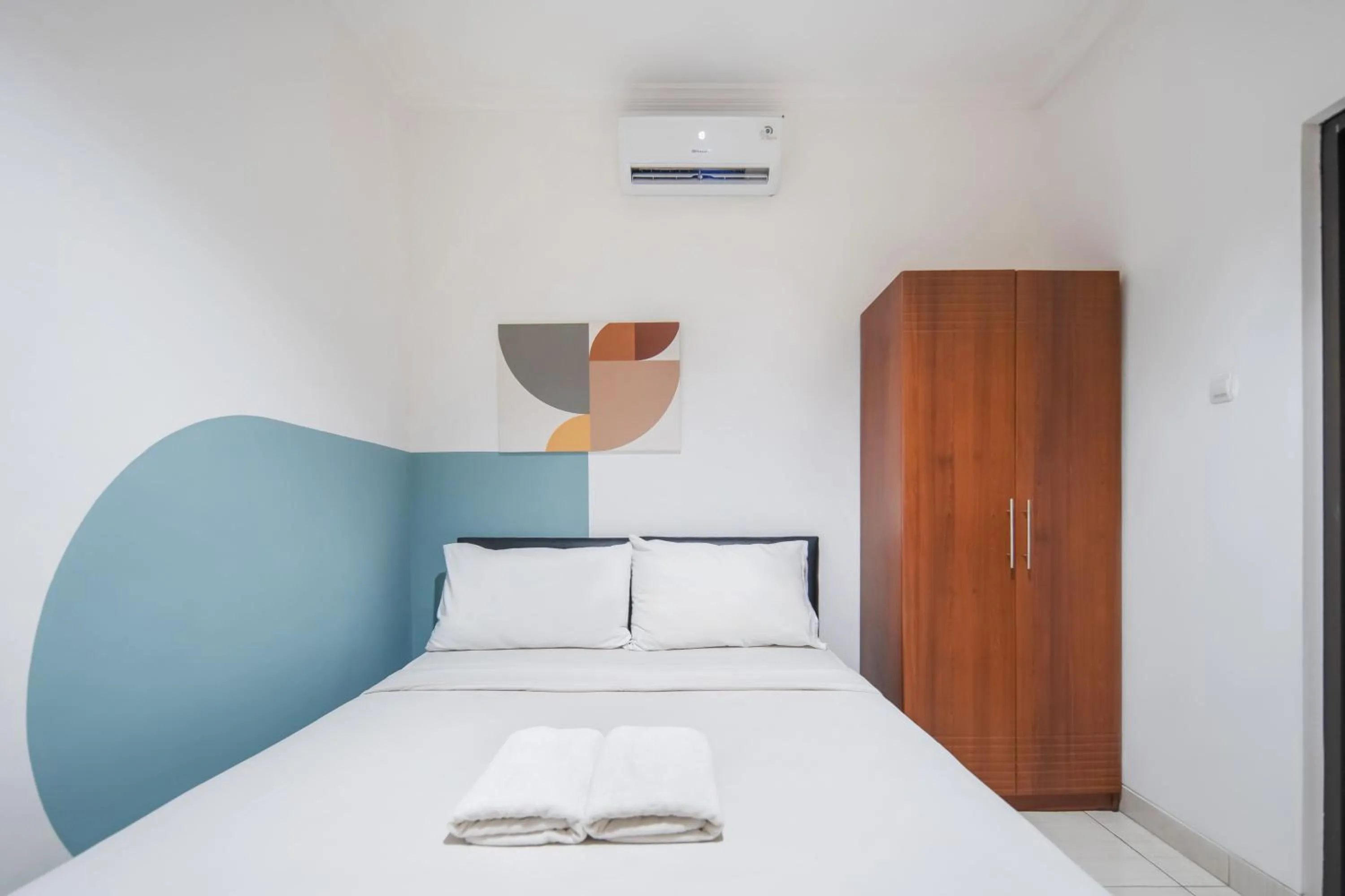 Bedroom, Bed in Cove Melita