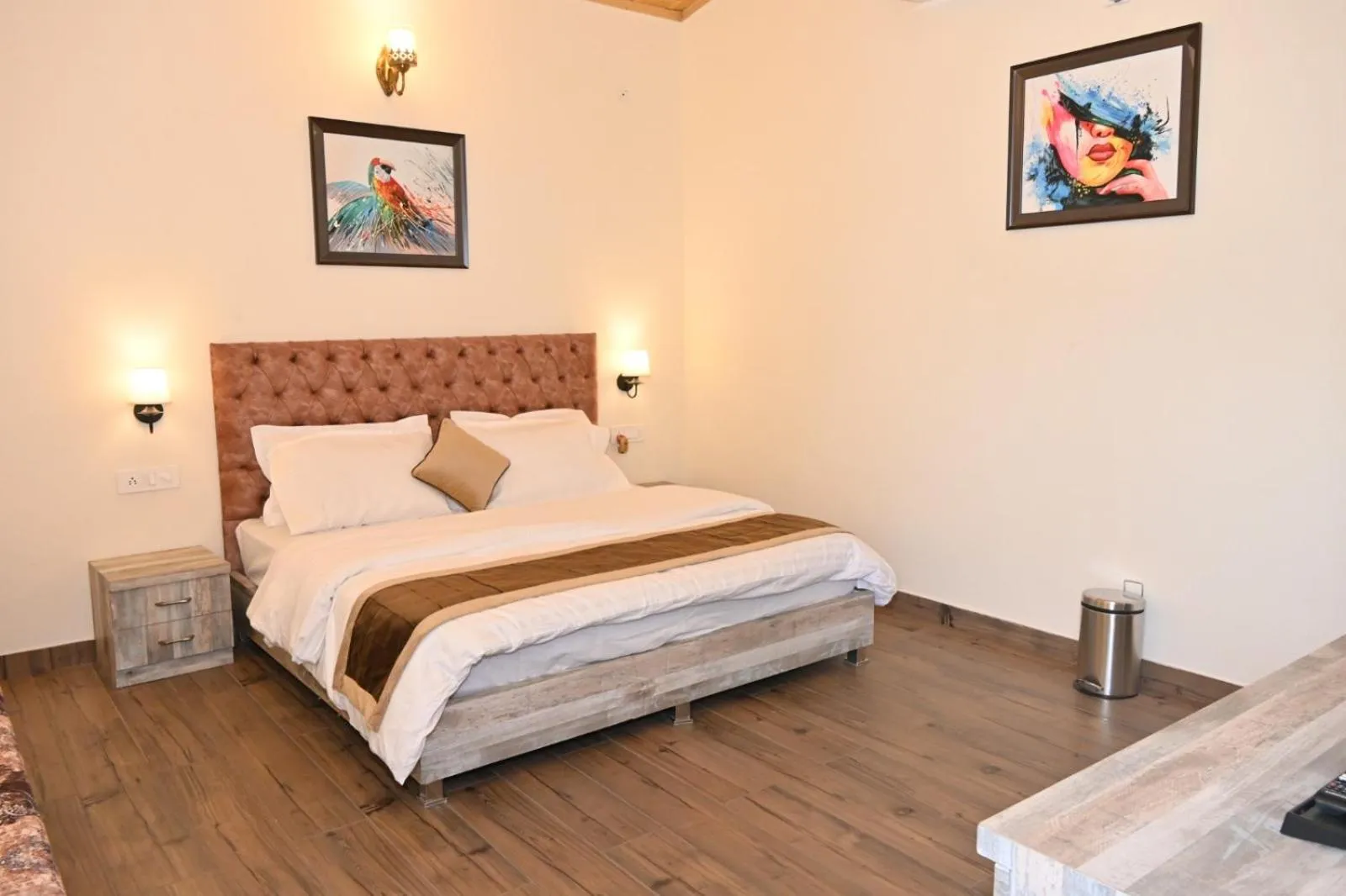 Bed in Prashanti Farms & Resort