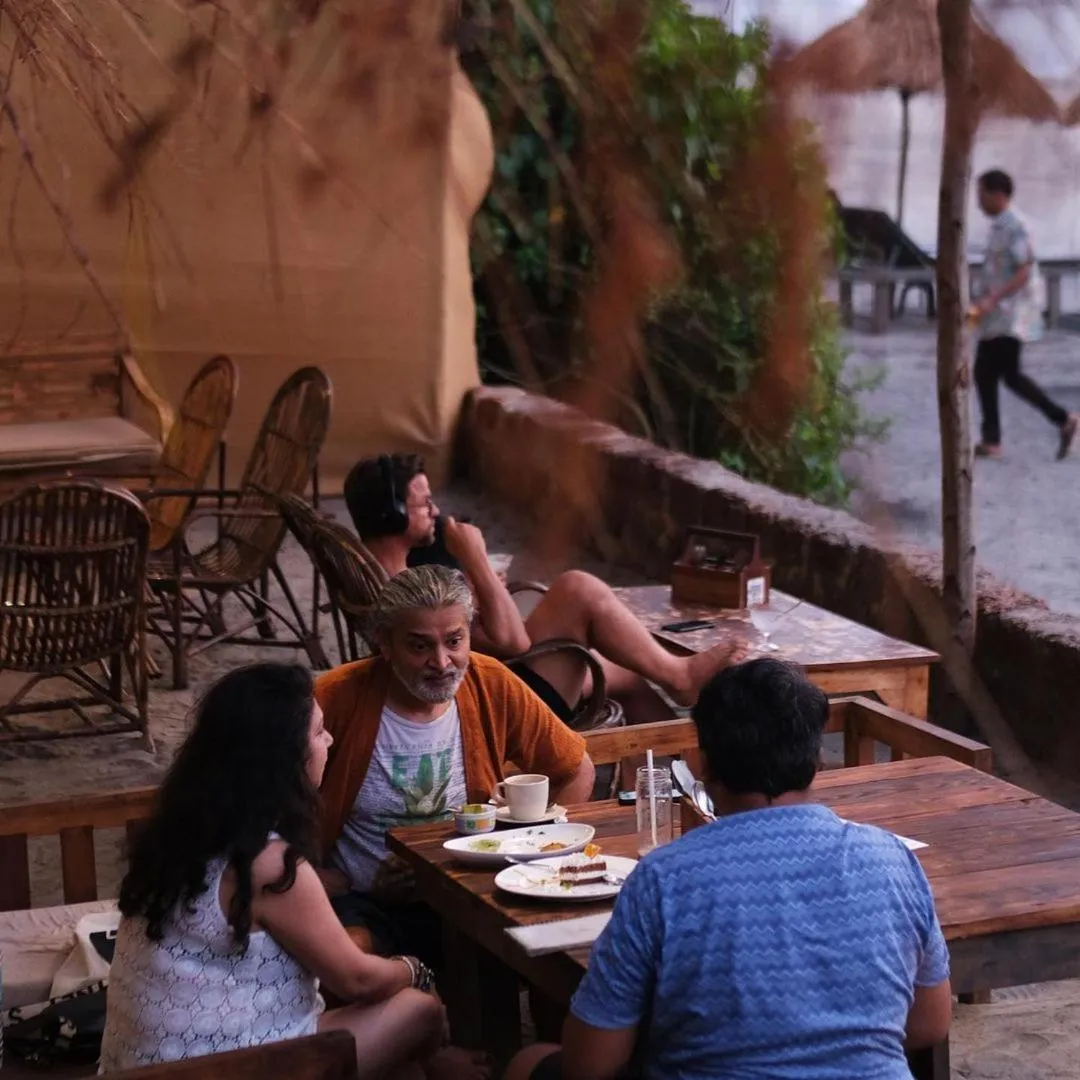 Restaurant/places to eat in Anahata Retreat Beach Front Ashwem Goa