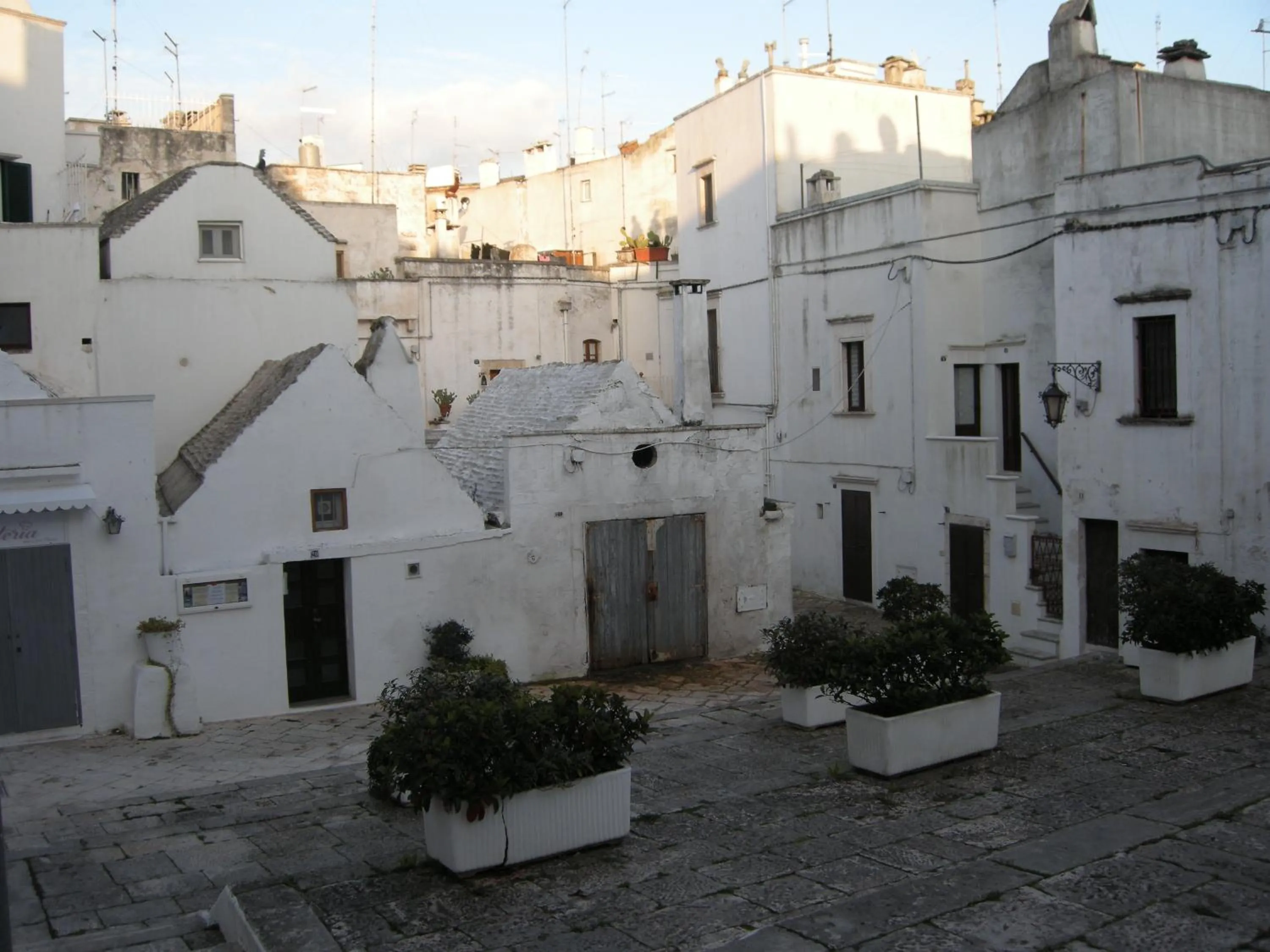 Nearby landmark in Archetto Bianco