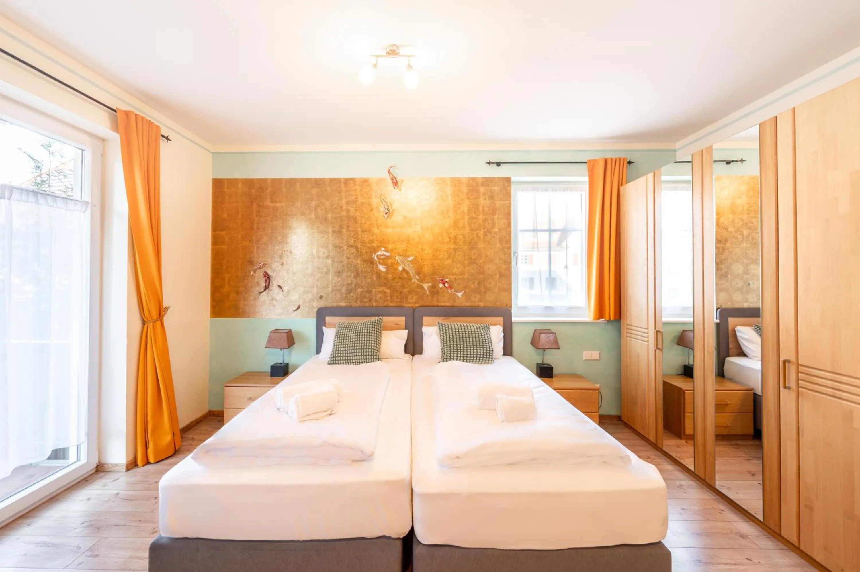 Bed in SCHUSTERjunge Aparthotel I Zentral I Studio Apartments I Küche & Bad I Parkplatz