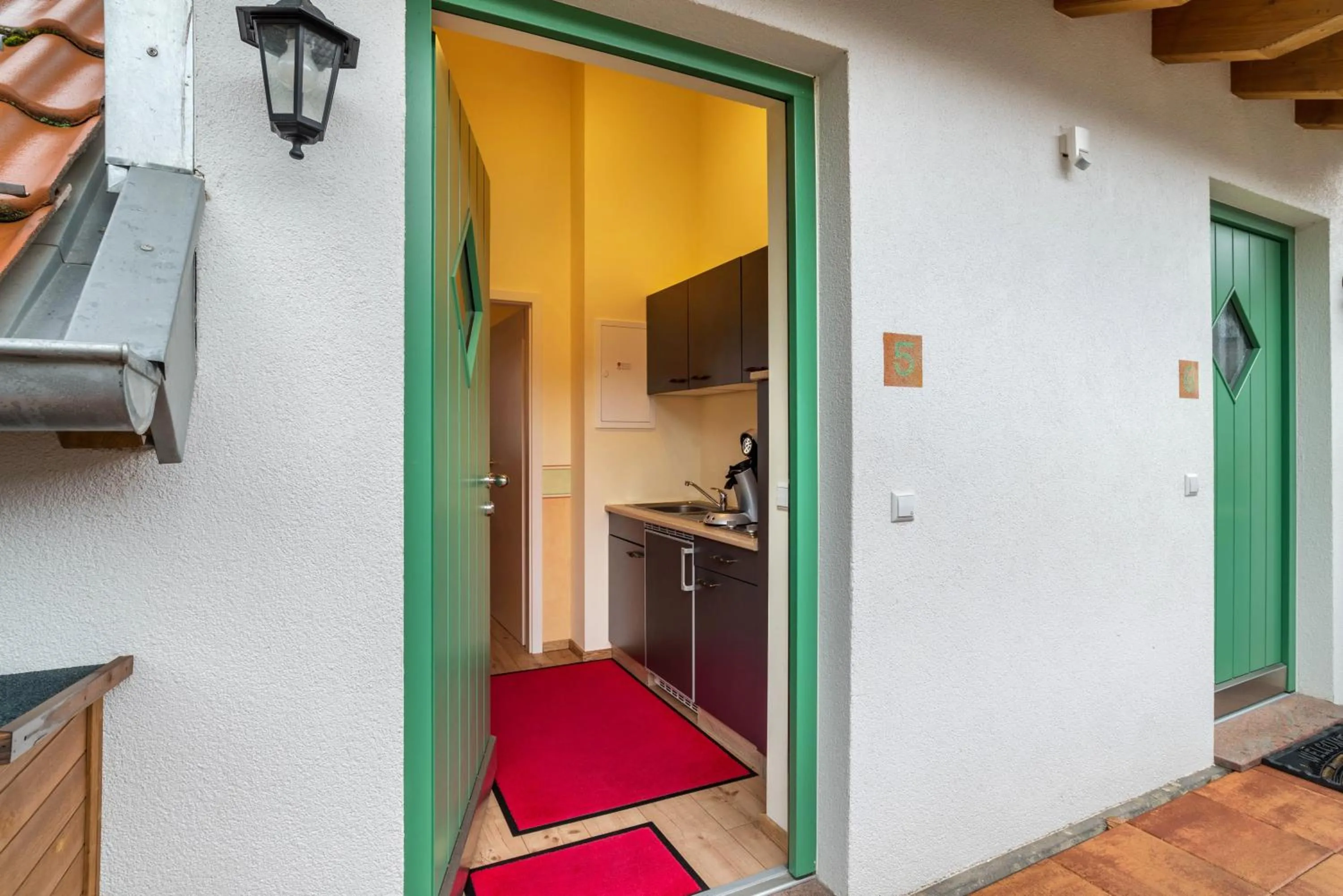 Kitchen or kitchenette in SCHUSTERjunge Aparthotel