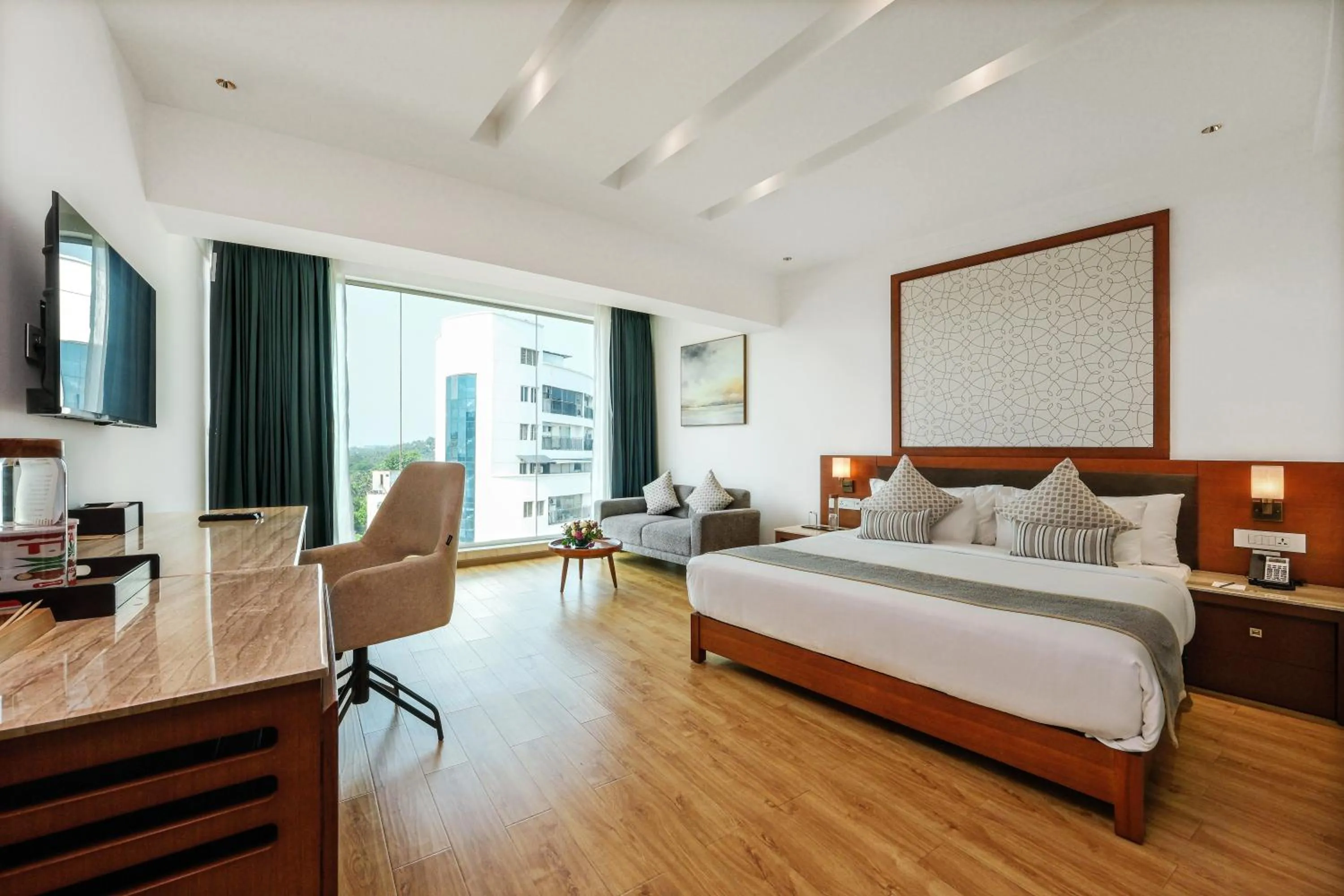 Photo of the whole room, Bed in TIARA by MPS