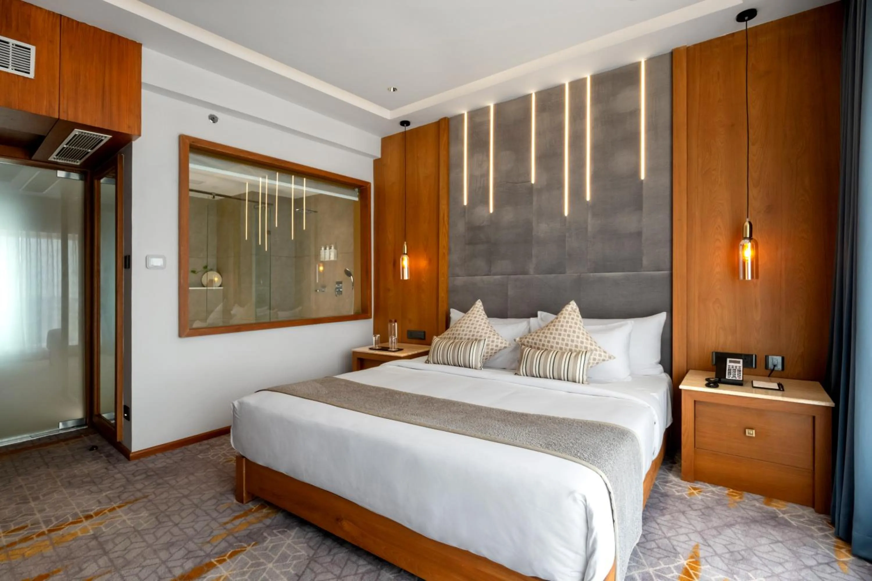 Bedroom, Bed in TIARA by MPS