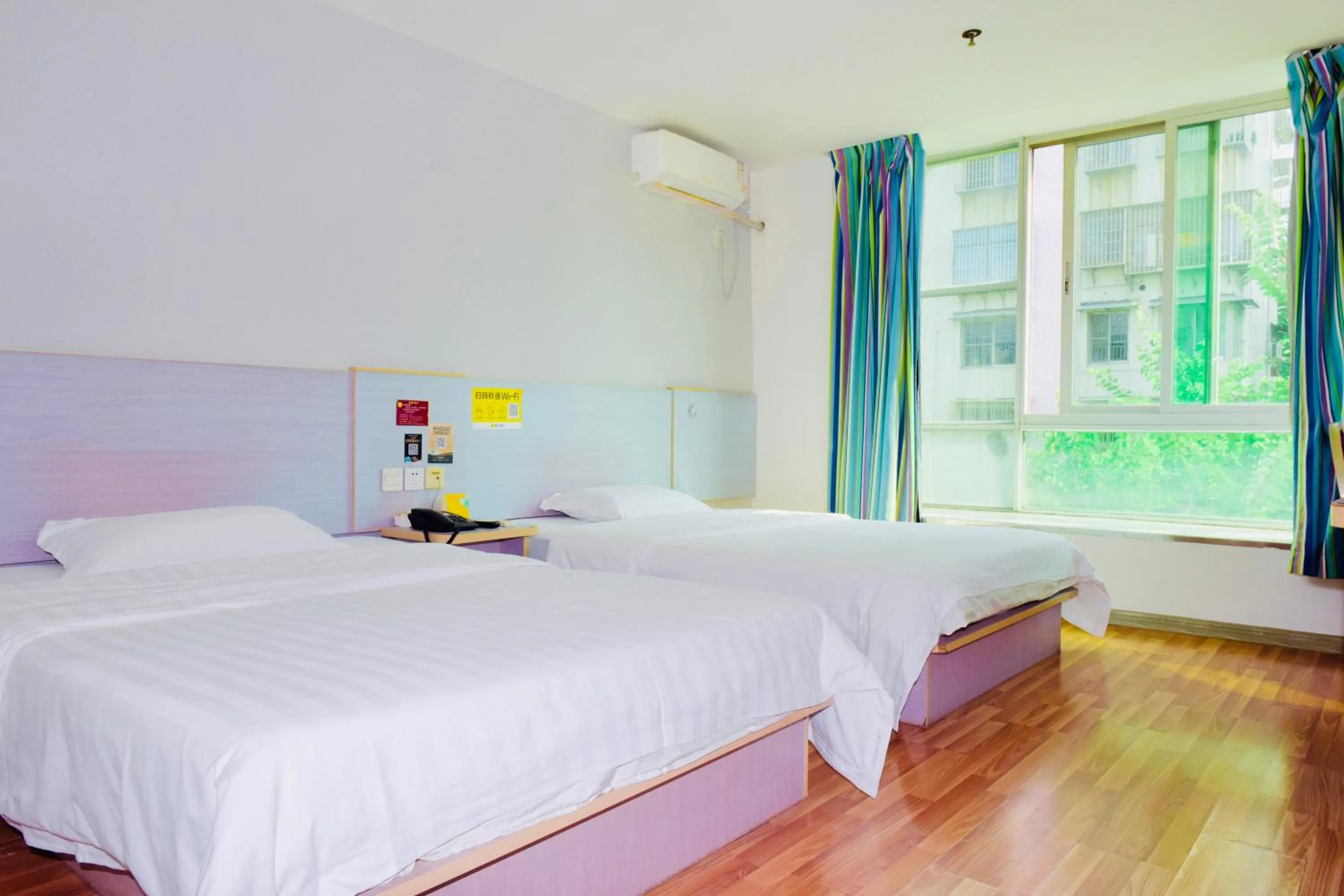 Property building in M Hotel Xiamen Haicang Maqing Road Metro Station