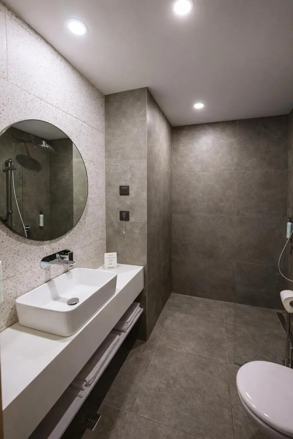 Bathroom in B1 Downtown Hotel, Sofia