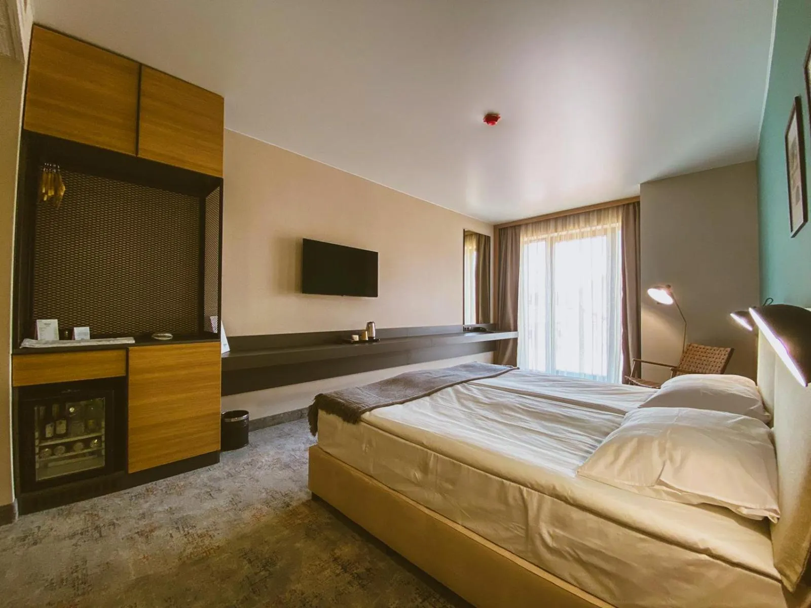 TV and multimedia, Bed in B1 Downtown Hotel