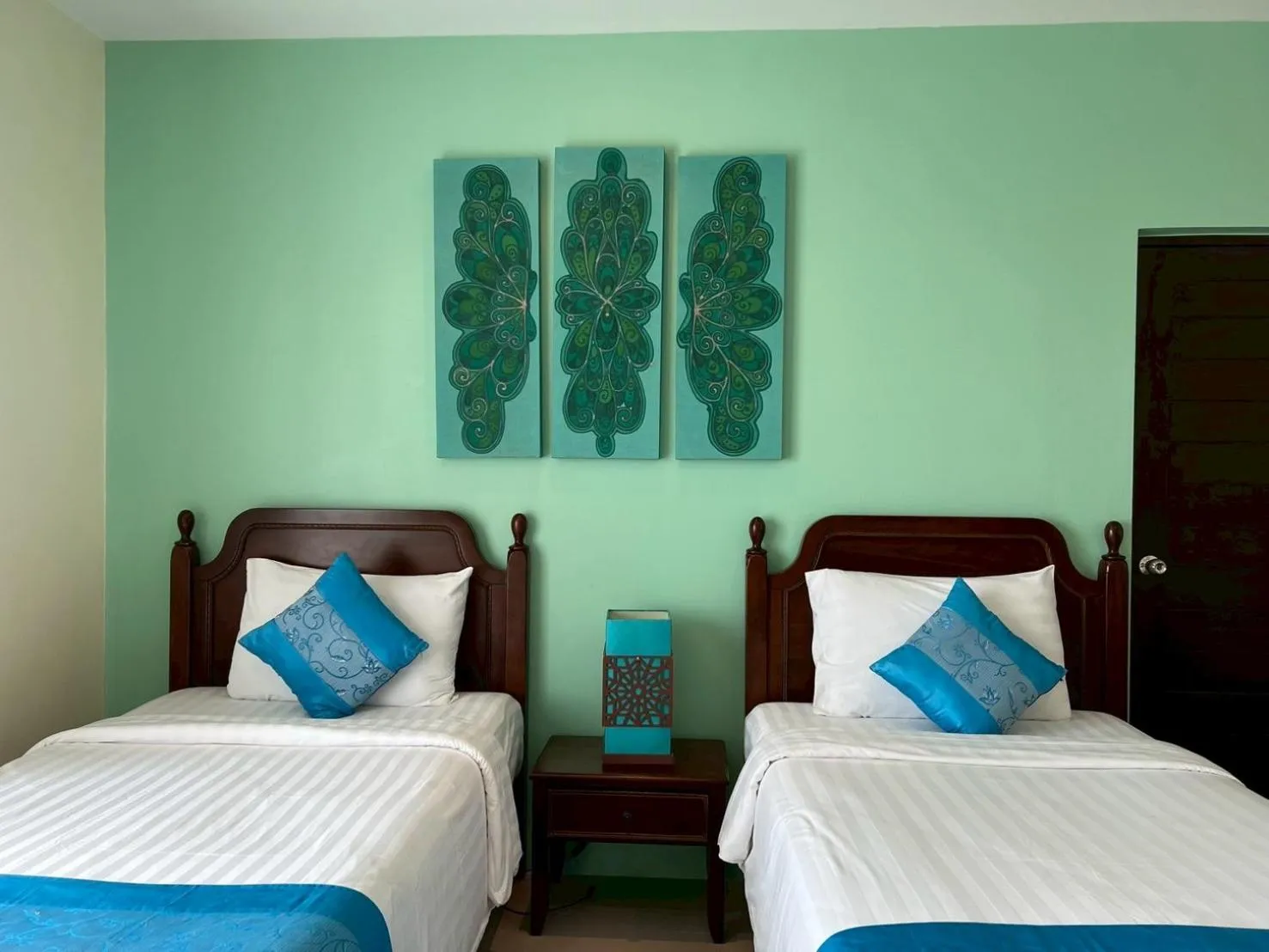 Bed in Krabi Front Bay Resort