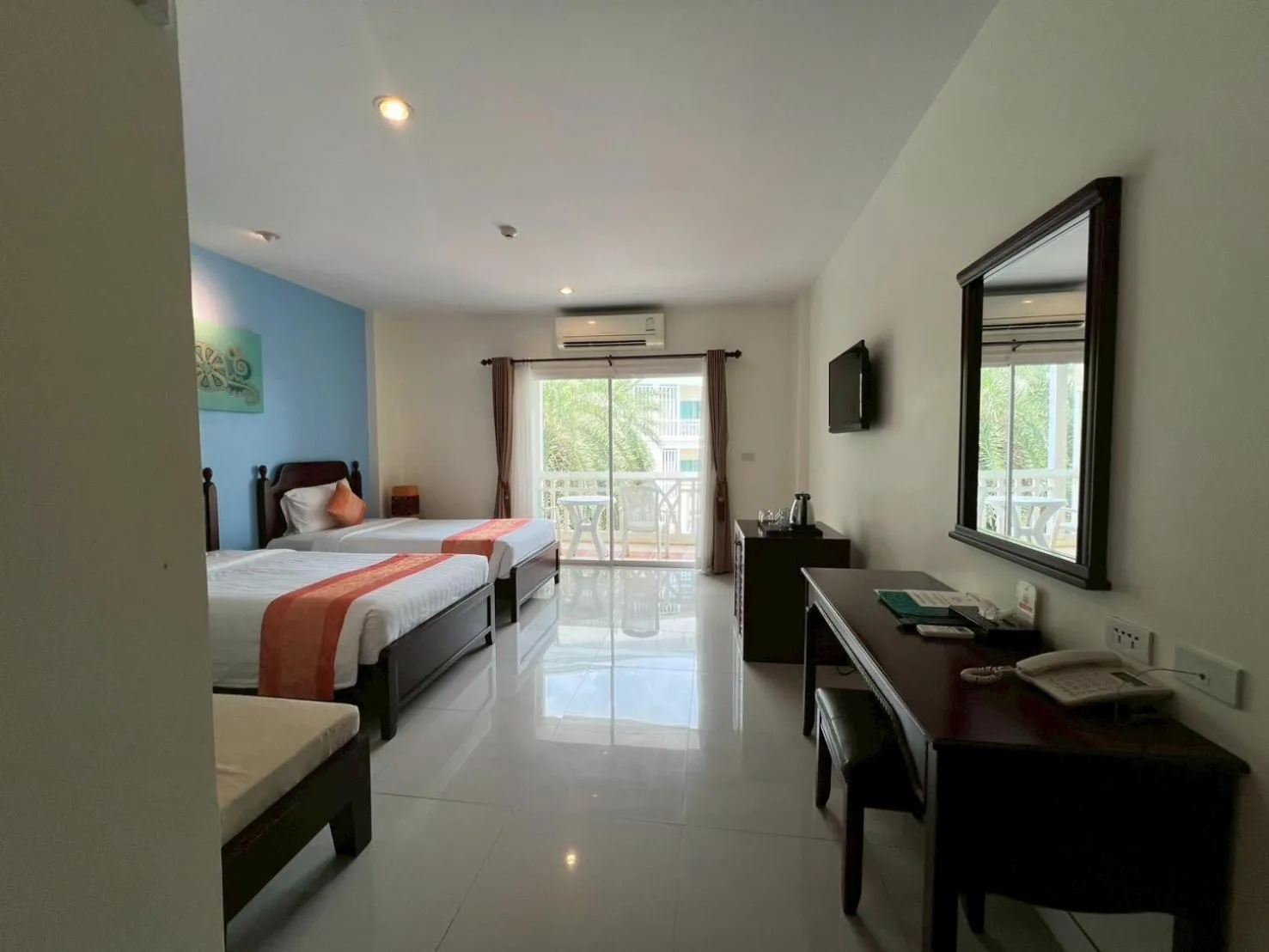 Bed in Krabi Front Bay Resort