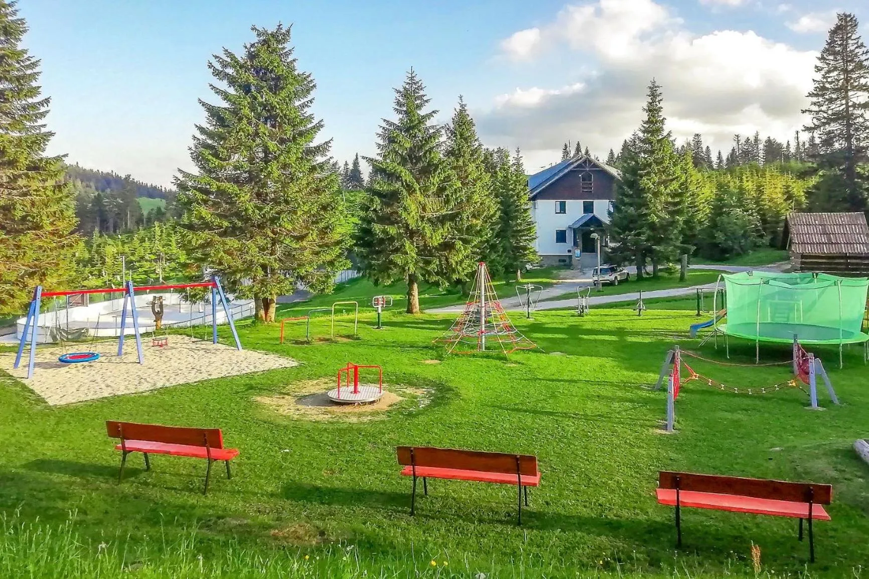 Area and facilities in Hotel Granit Smrekovica