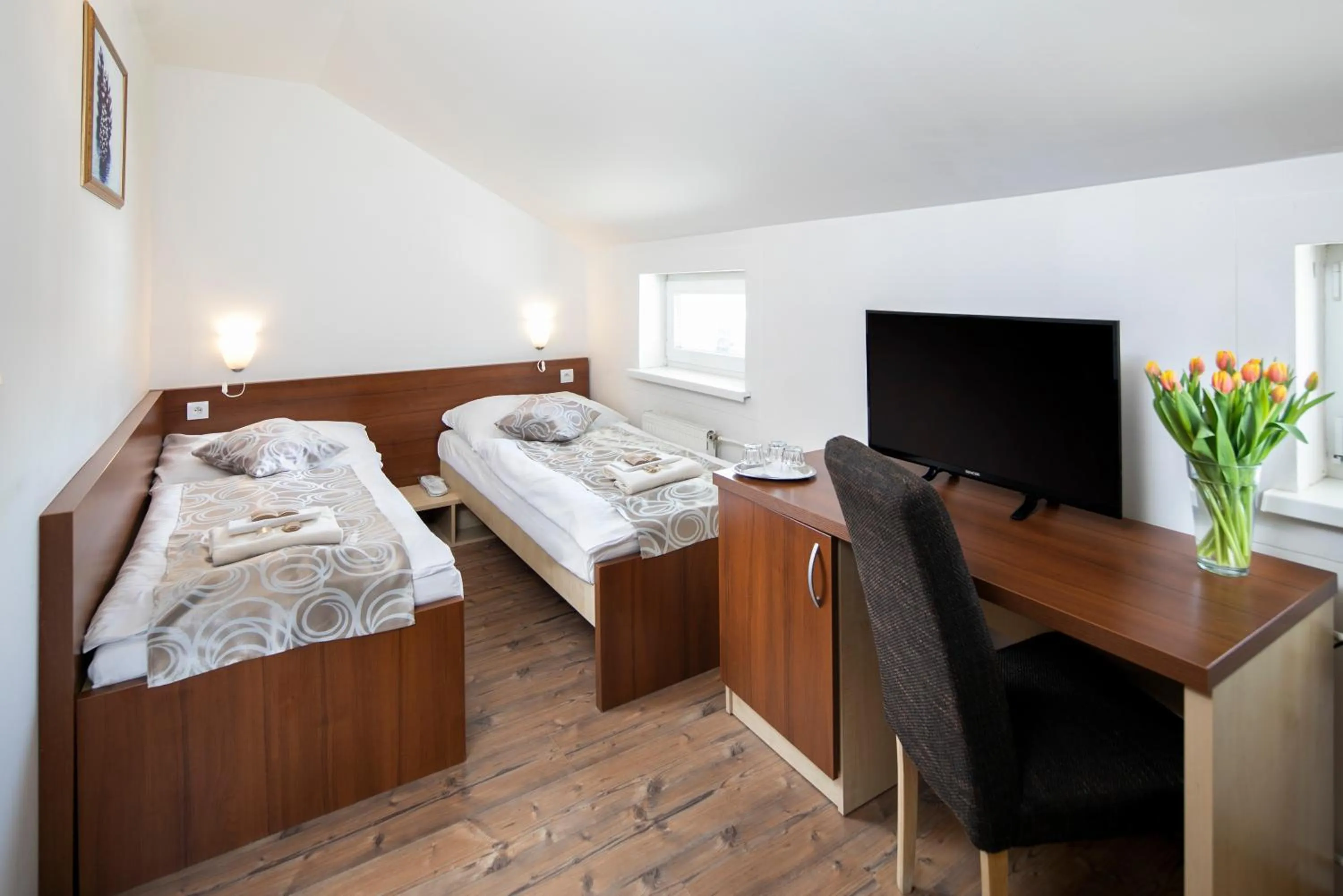 Bedroom, Bed in Hotel Granit Smrekovica