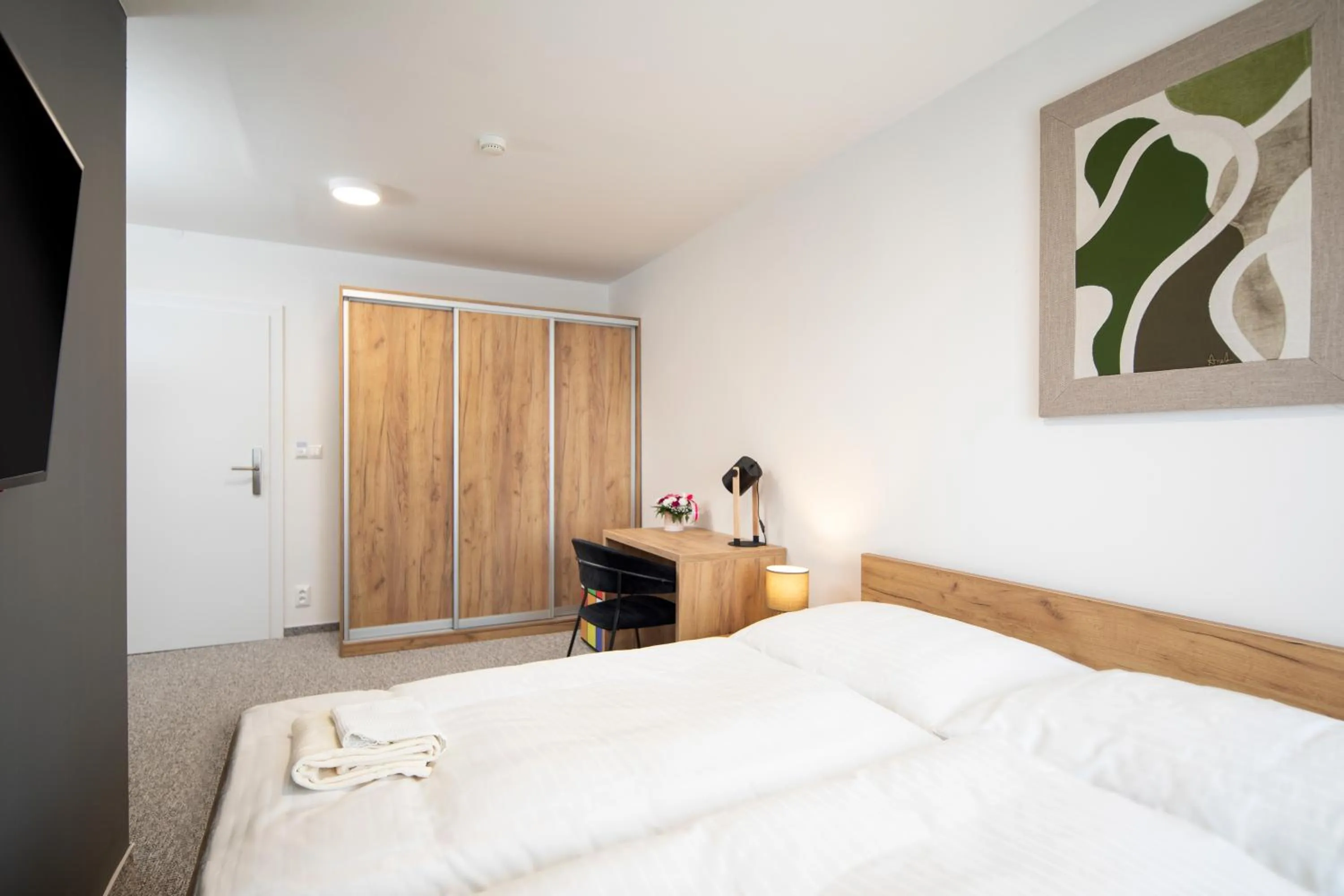 Bedroom, Bed in Hotel Granit Smrekovica