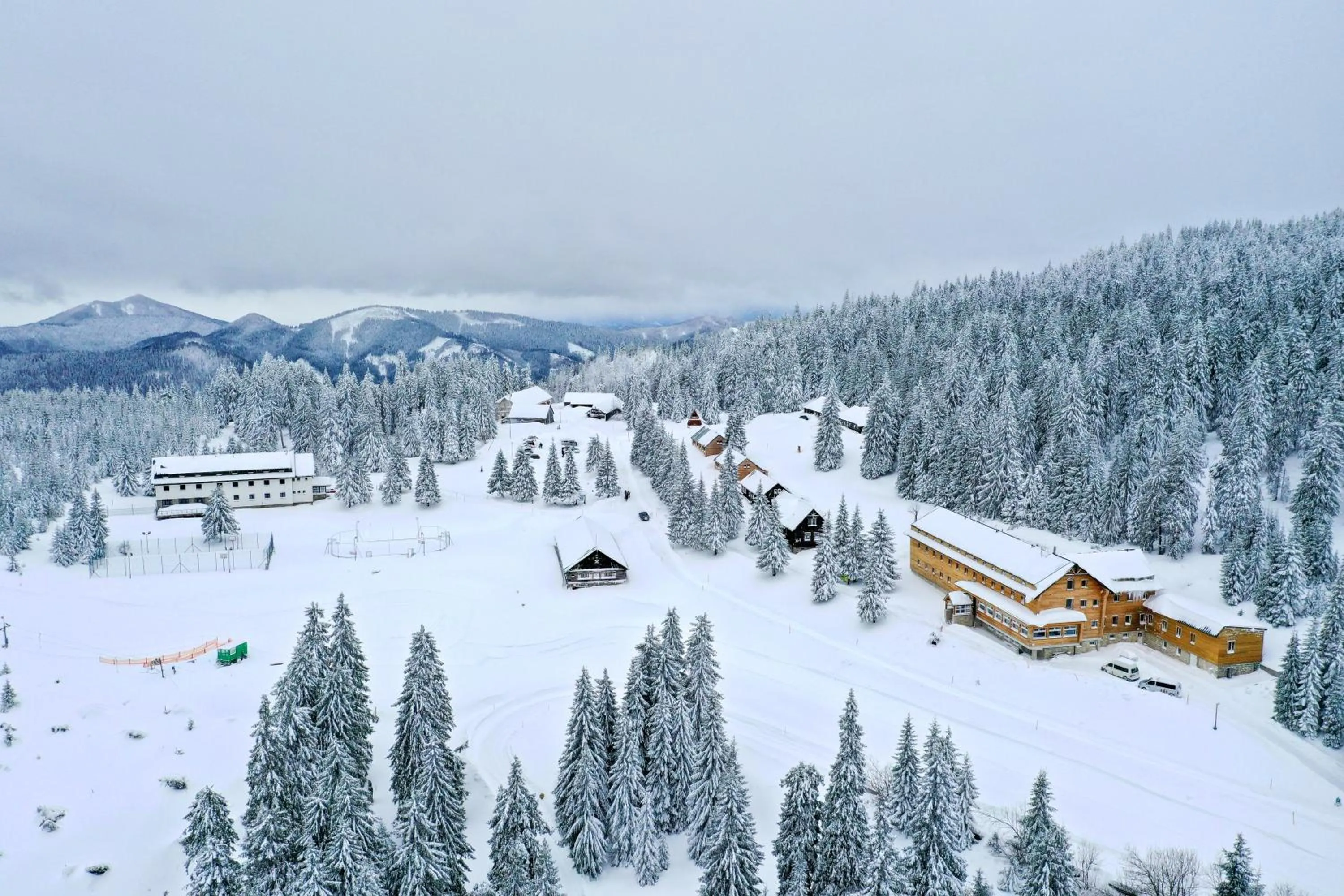 Property building in Hotel Granit Smrekovica