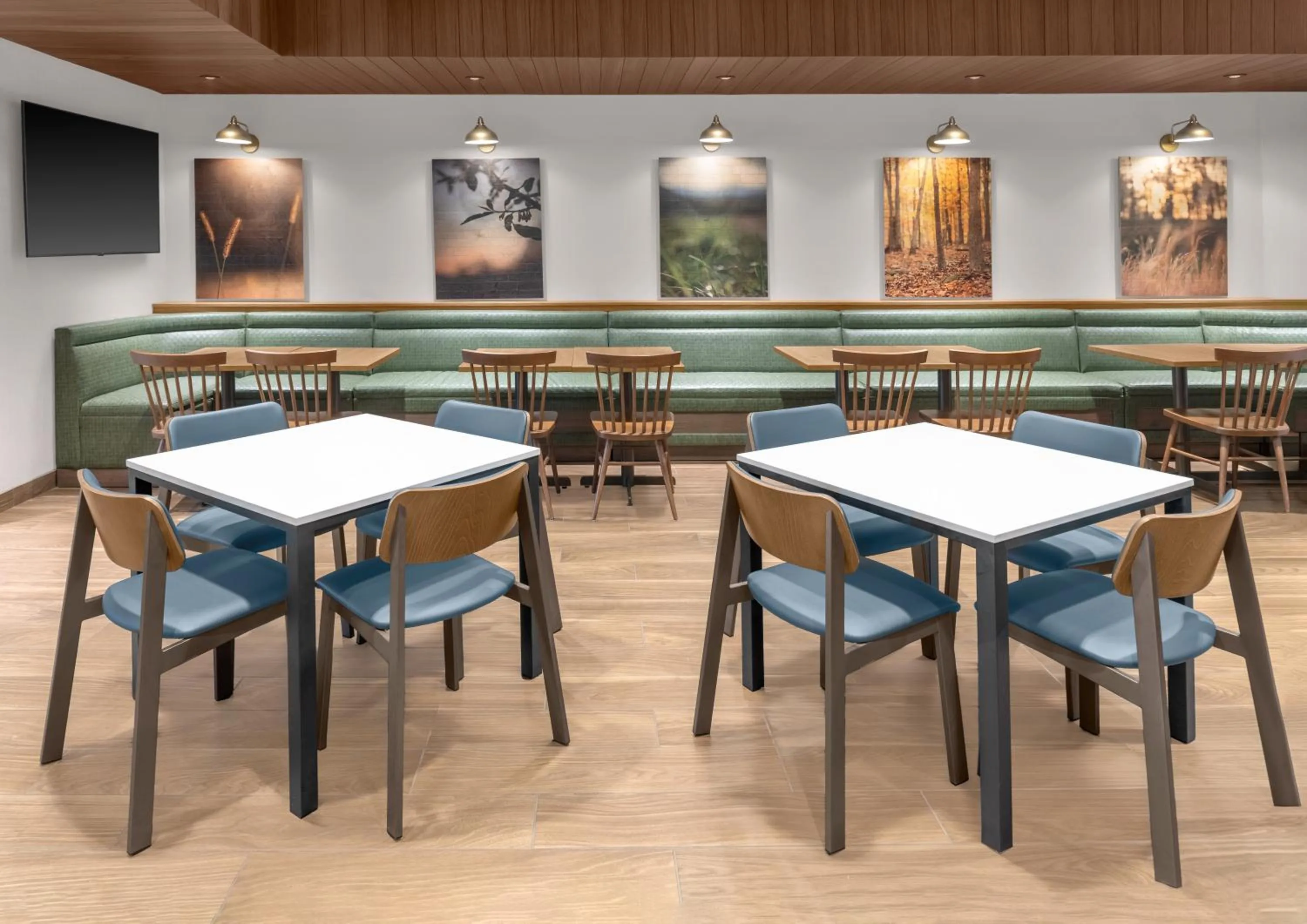 Breakfast in Fairfield by Marriott Inn & Suites Norwalk