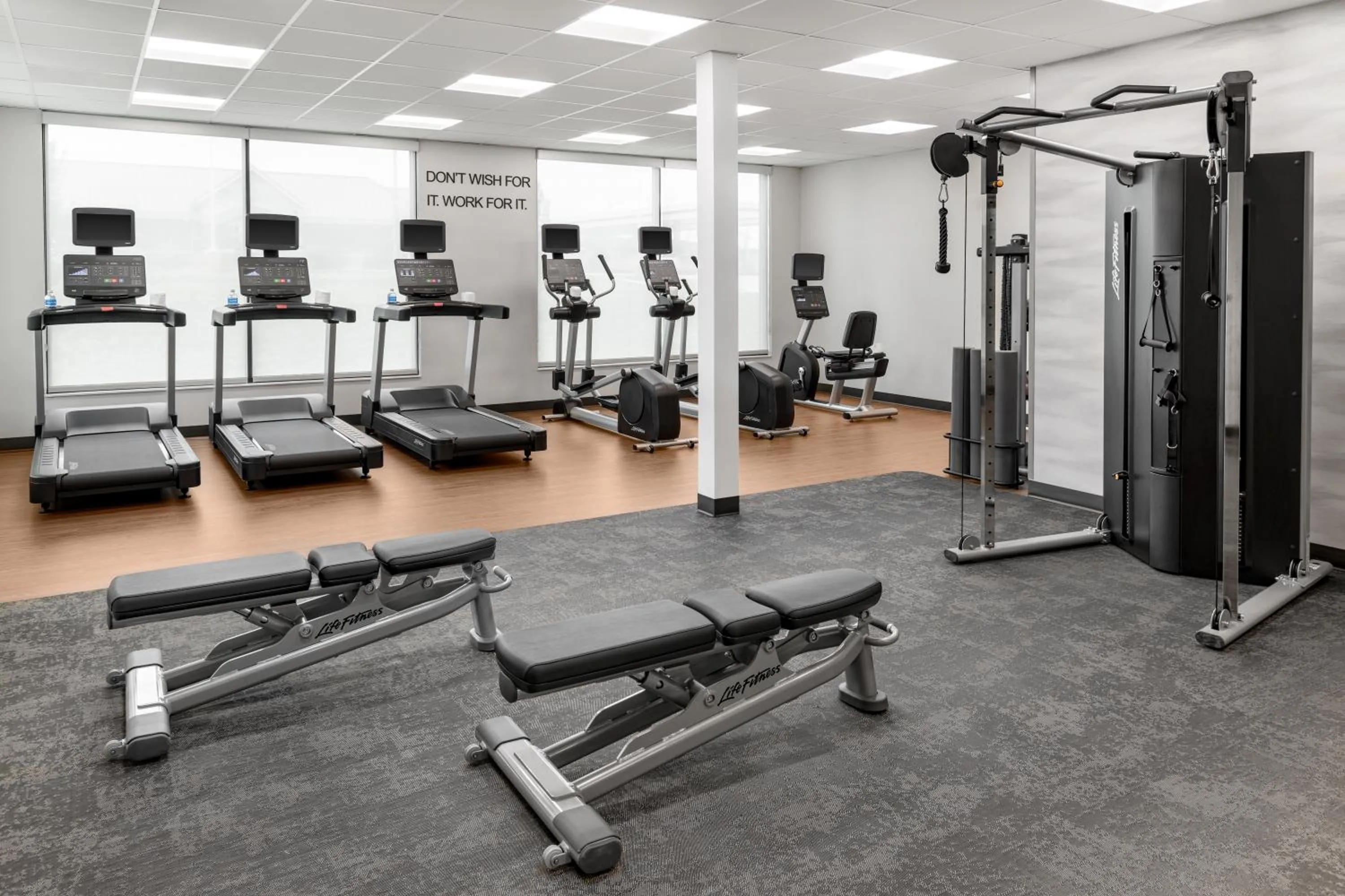 Fitness centre/facilities in Fairfield by Marriott Inn & Suites Norwalk