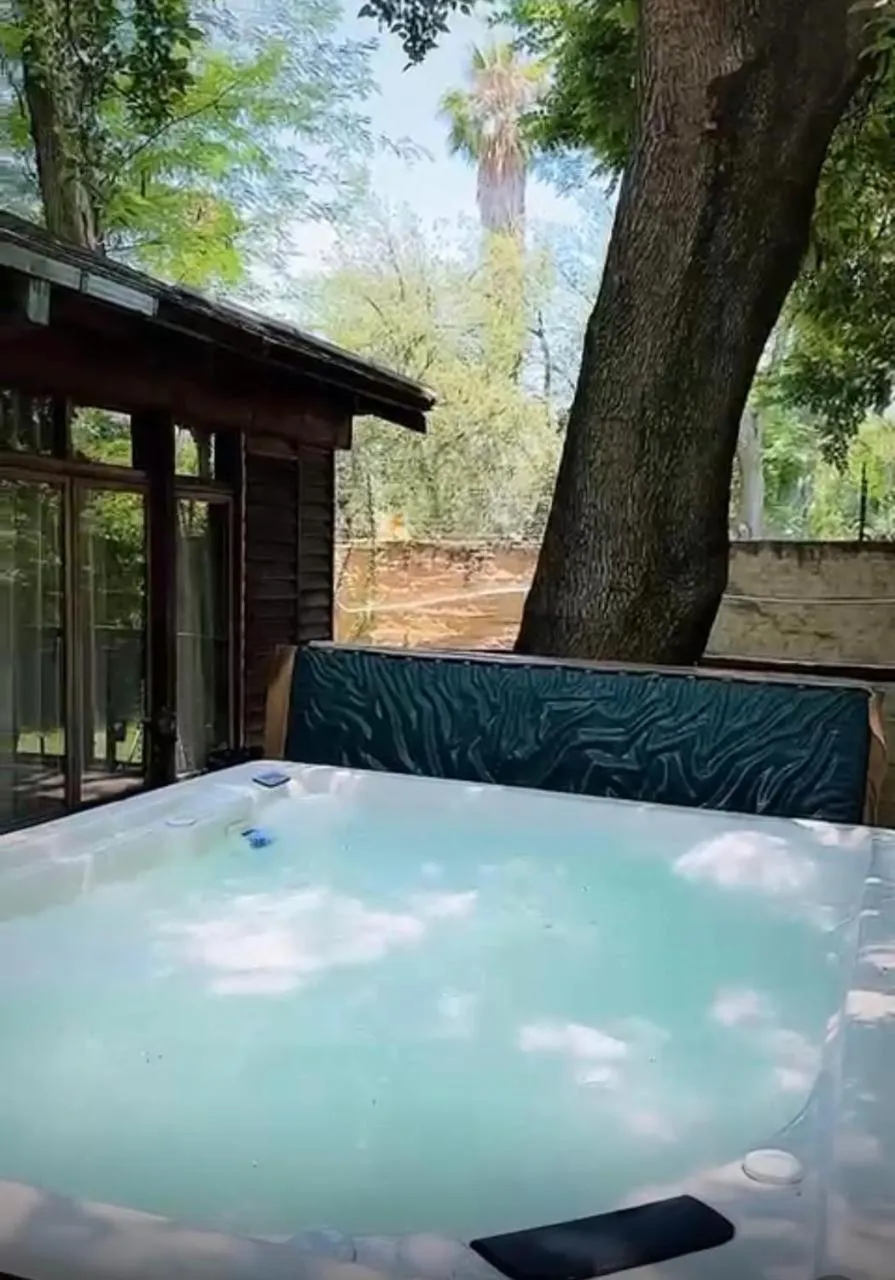 Hot Tub in Sand River Guest House