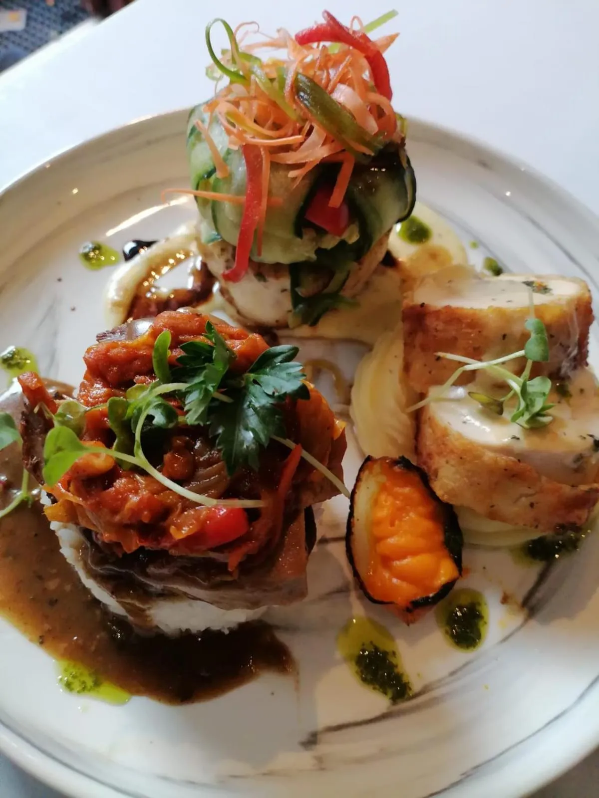 Restaurant/places to eat in Sand River Guest House