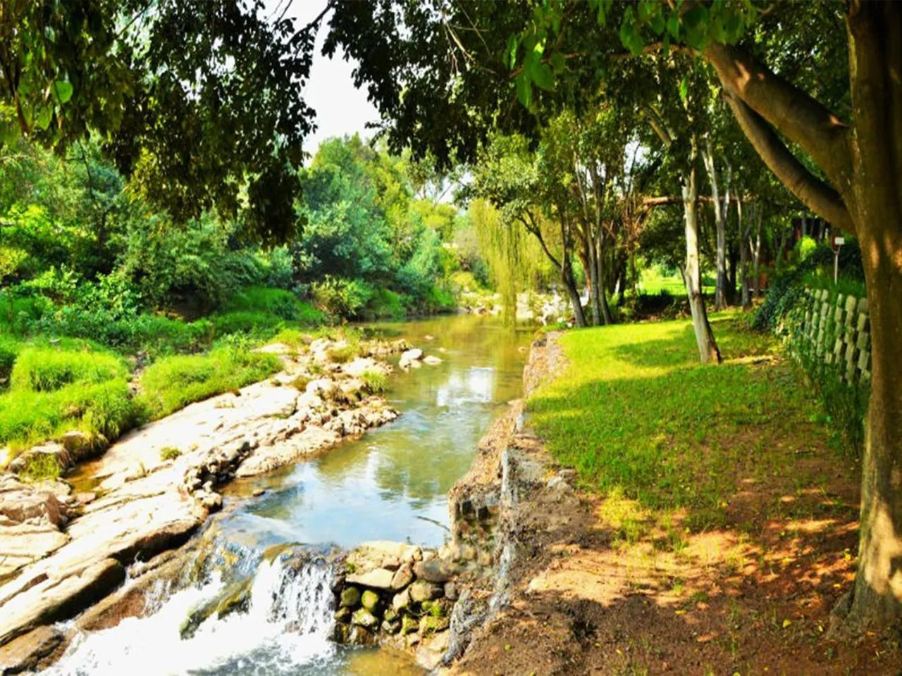 Sand River Guest House