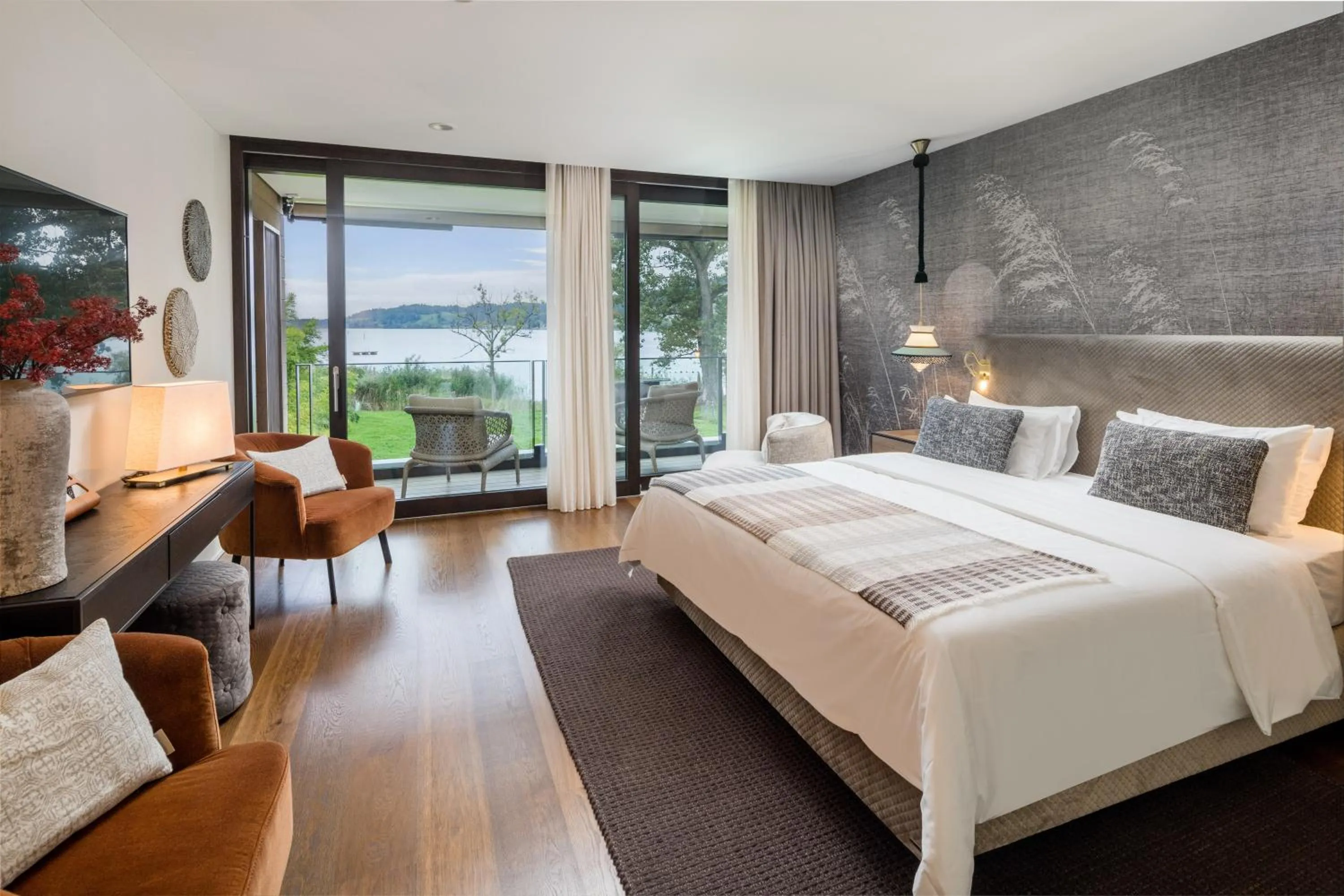 View (from property/room), Bed in Strandhotel Schmerikon