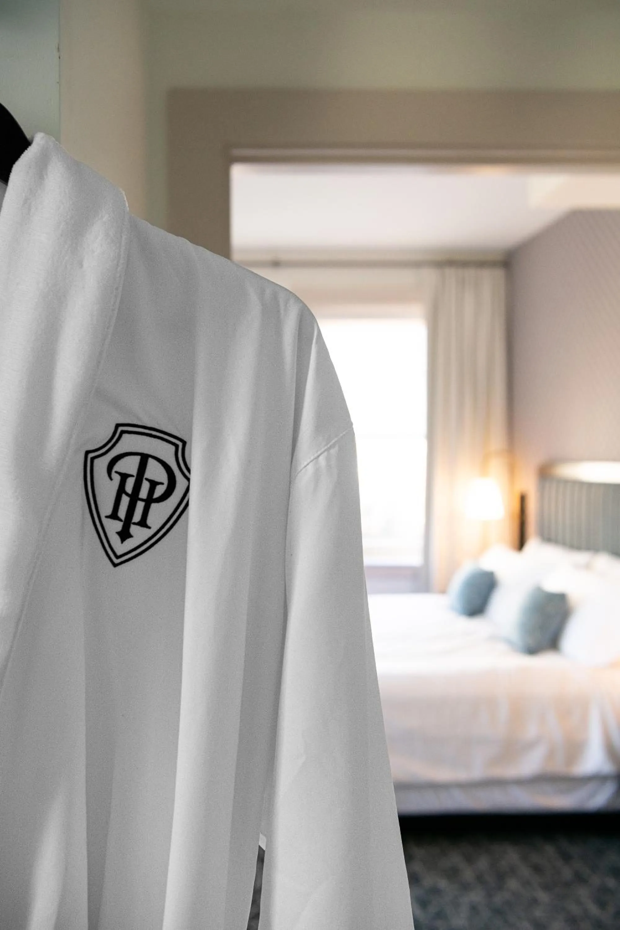 Bathroom, Bed in Hotel Petersburg, Tapestry Collection By Hilton