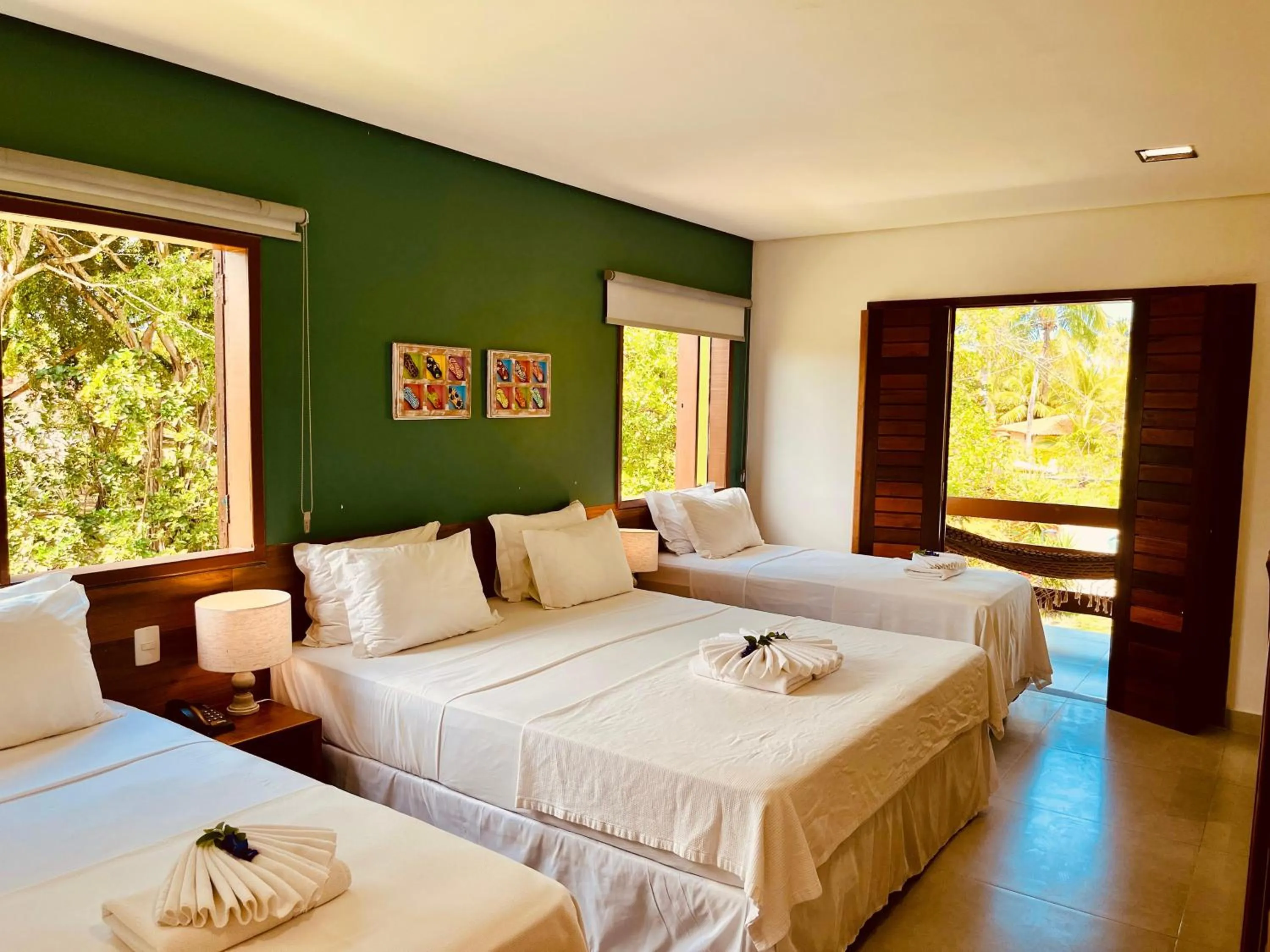 Bed in Angá Beach Hotel