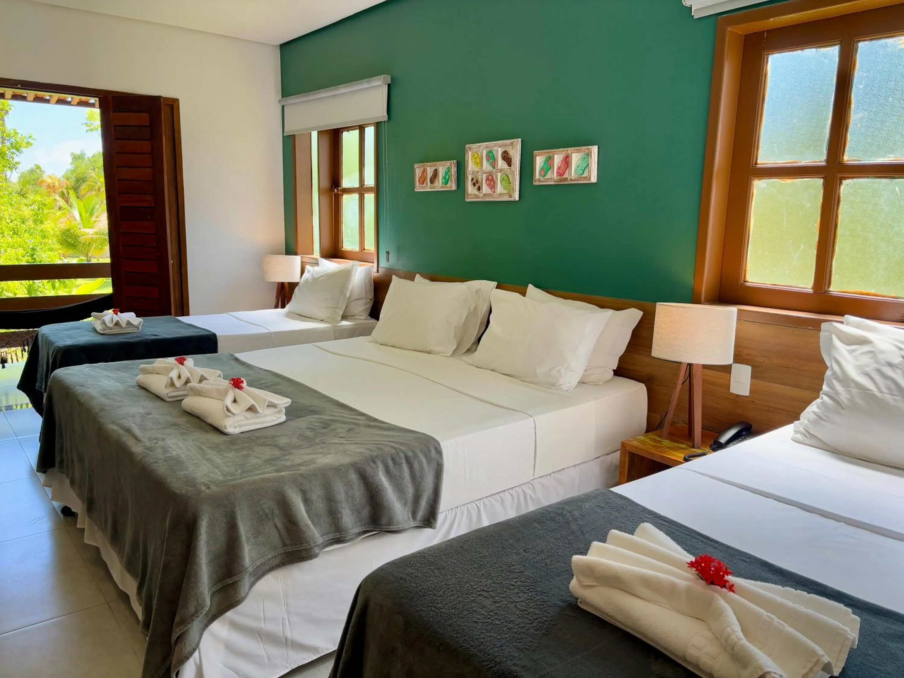 Decorative detail, Bed in Angá Beach Hotel